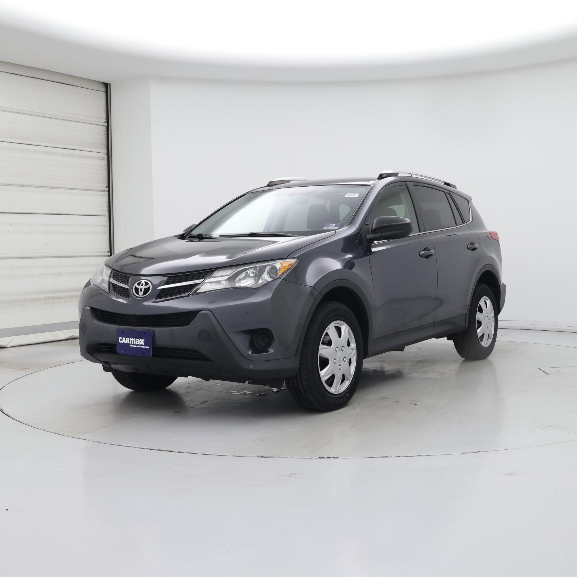 Thumbnail: 2015 Toyota RAV4 - 4