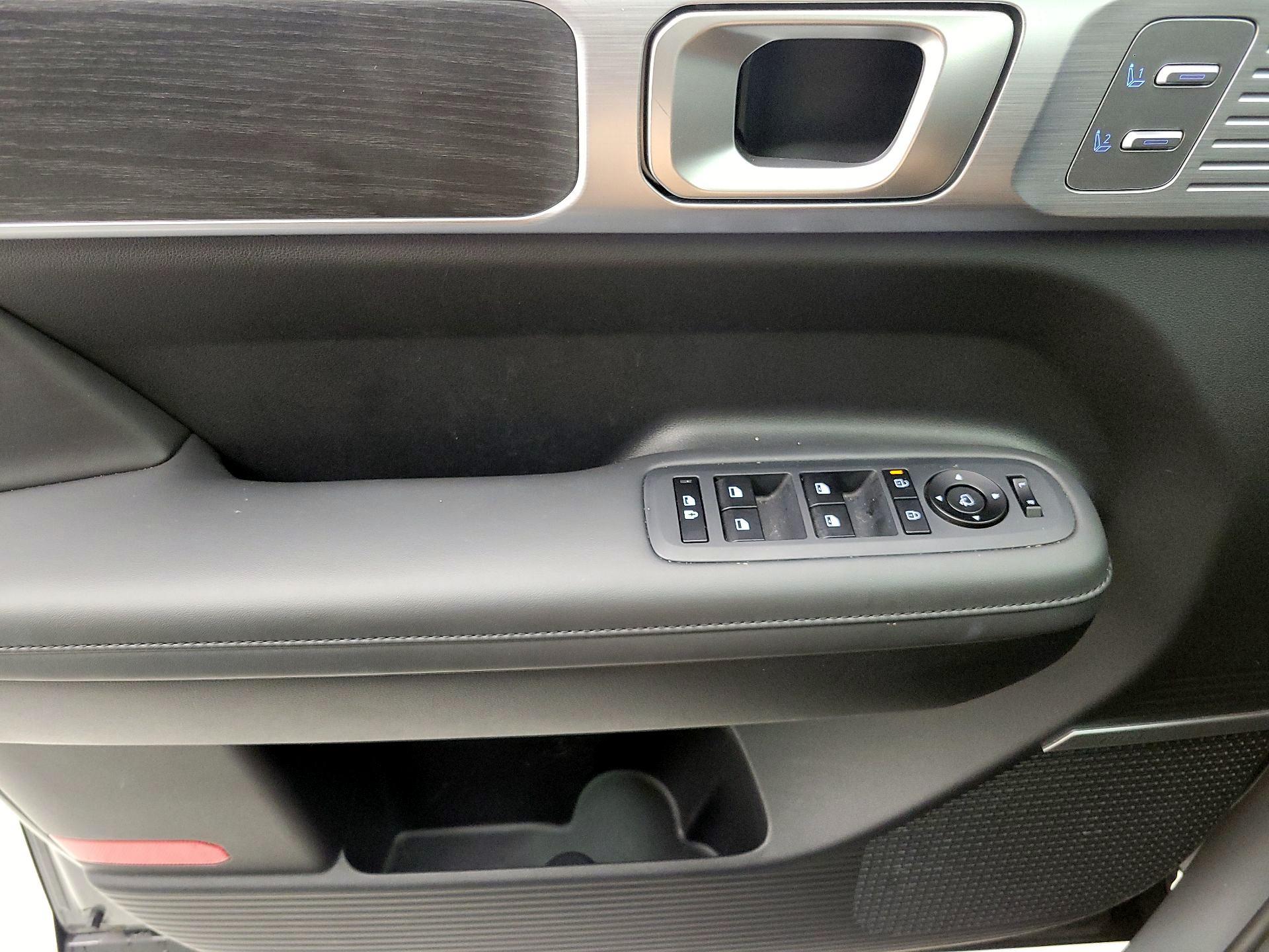 Thumbnail: 2025 Hyundai Santa Fe - 12