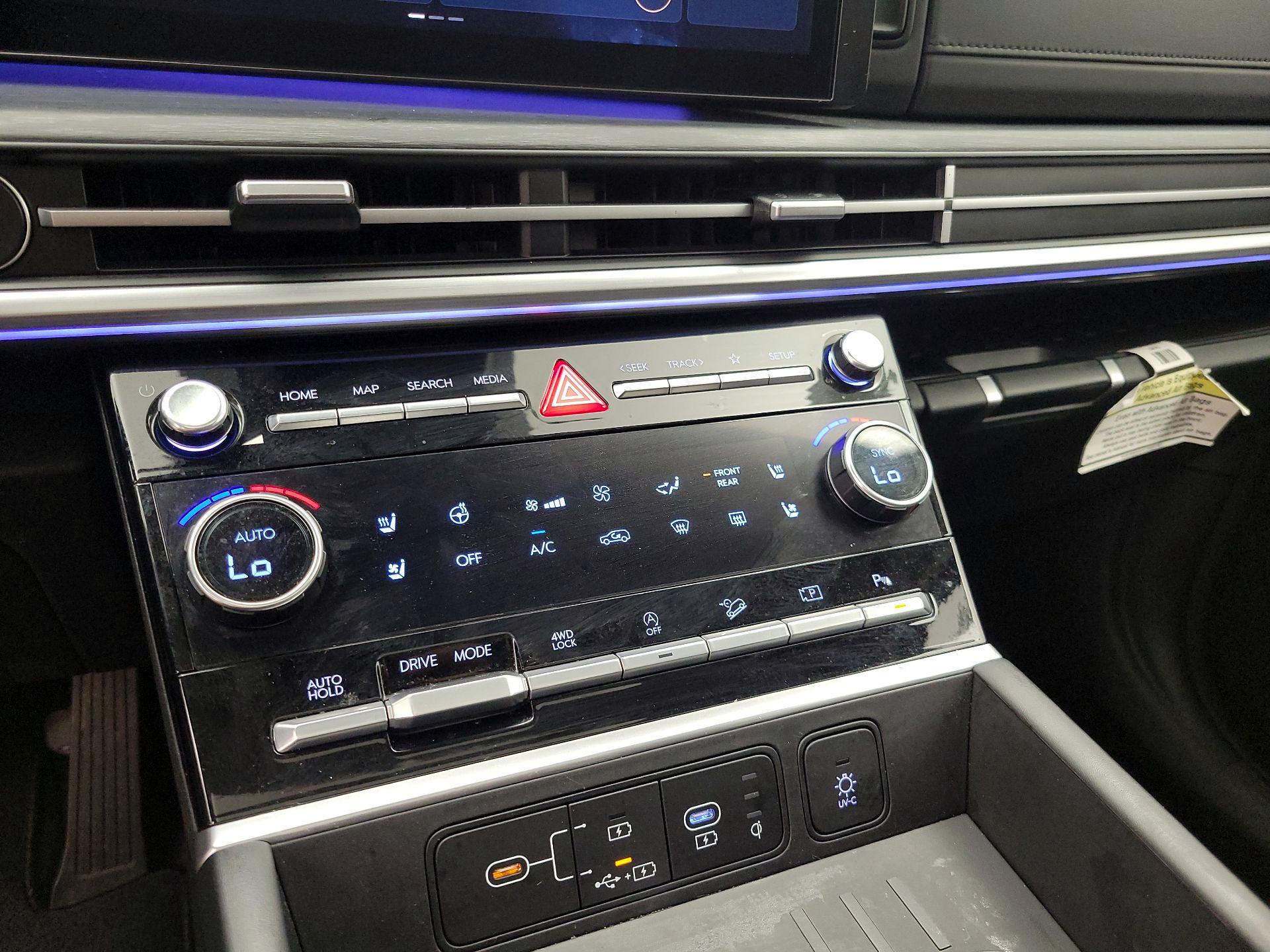 Thumbnail: 2025 Hyundai Santa Fe - 17