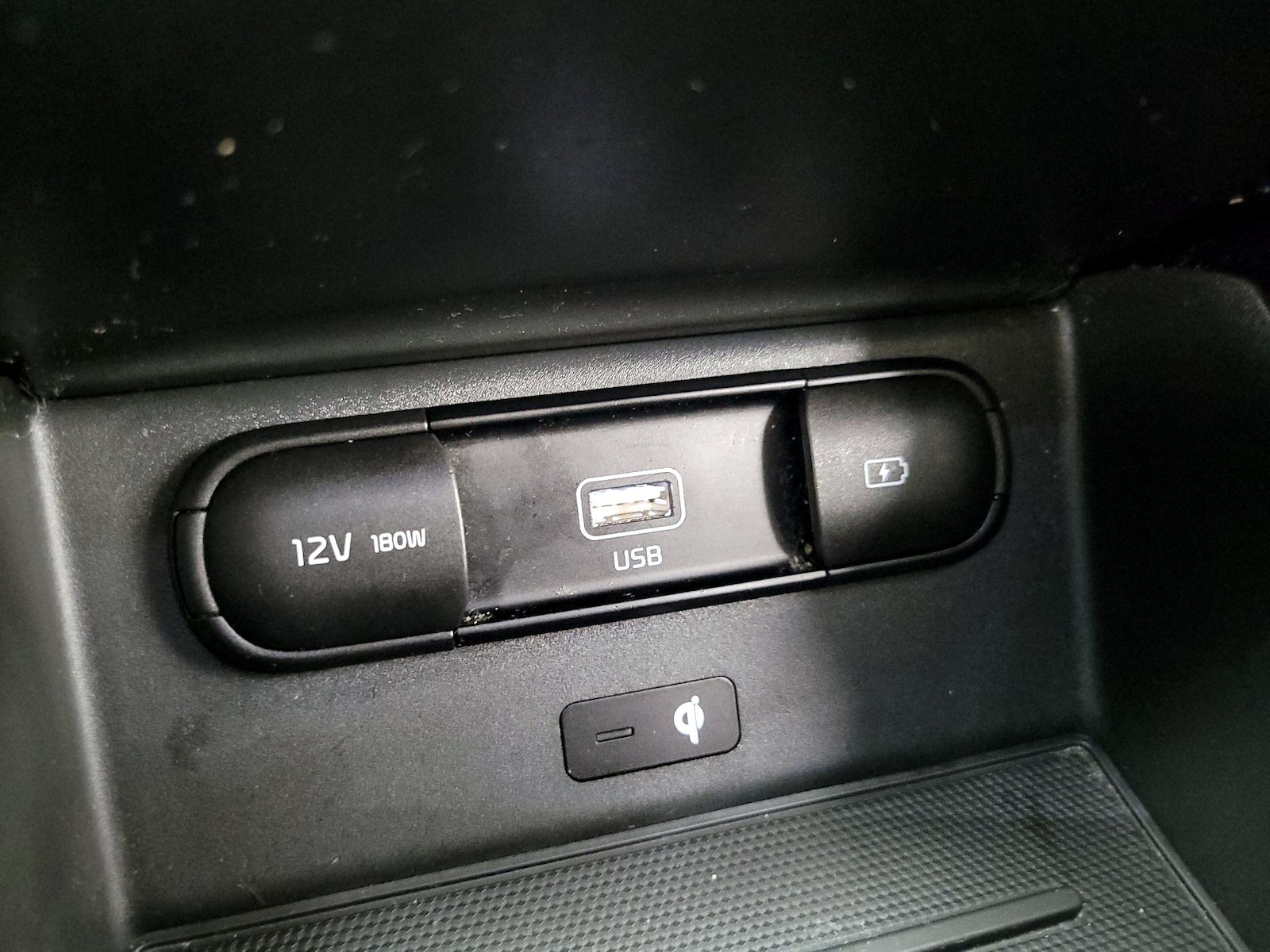 2020 Kia Telluride EX - Photo 20