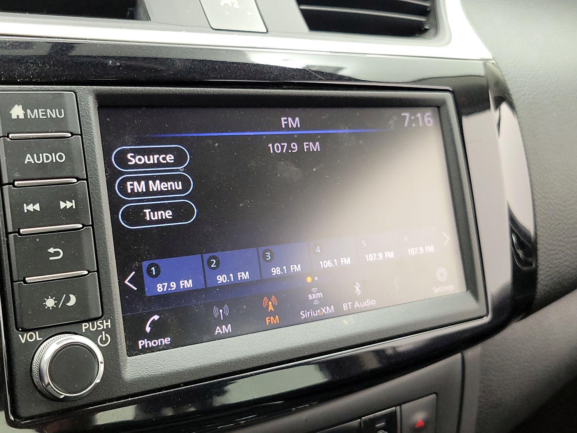 Thumbnail: 2019 Nissan Sentra - 15