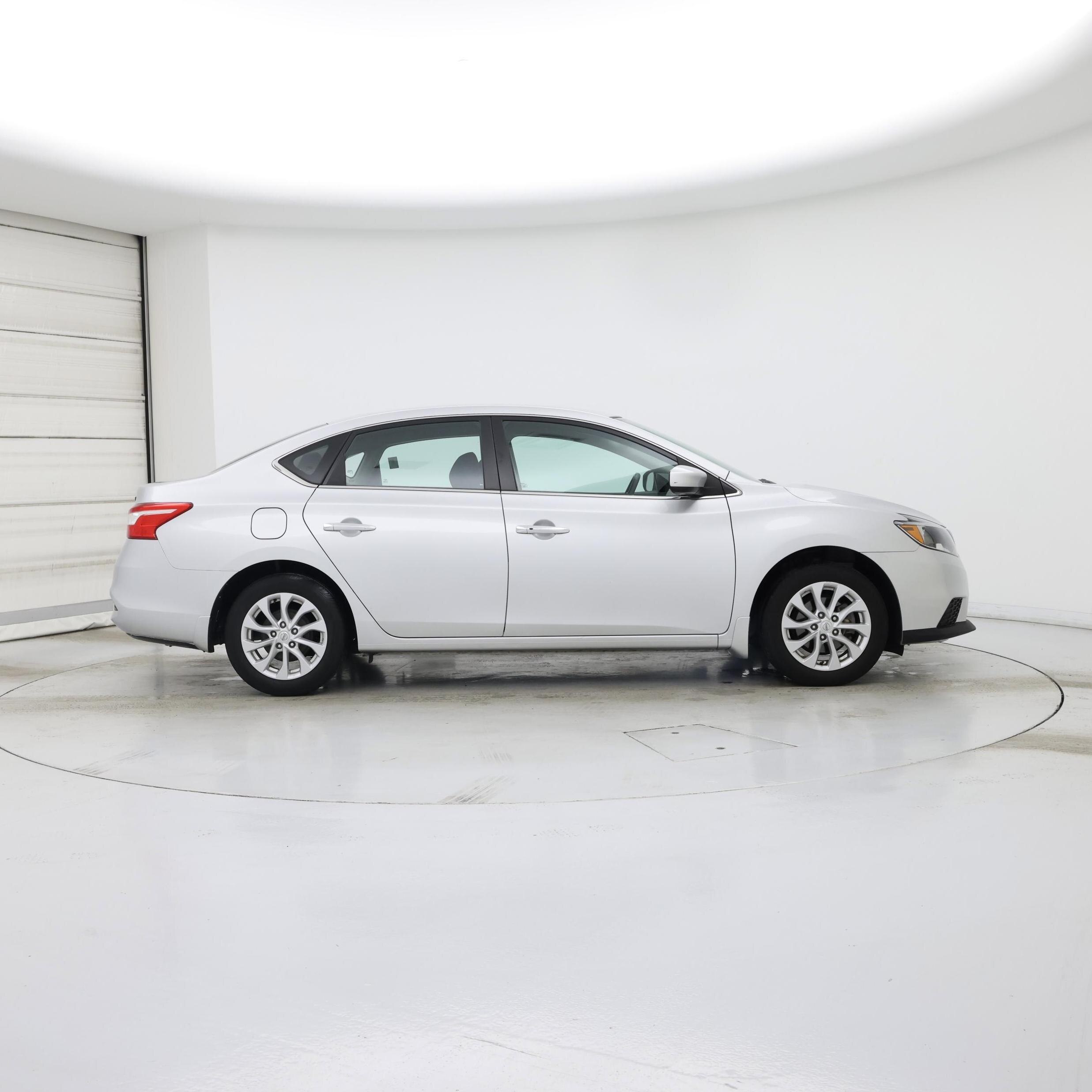 Thumbnail: 2019 Nissan Sentra - 7