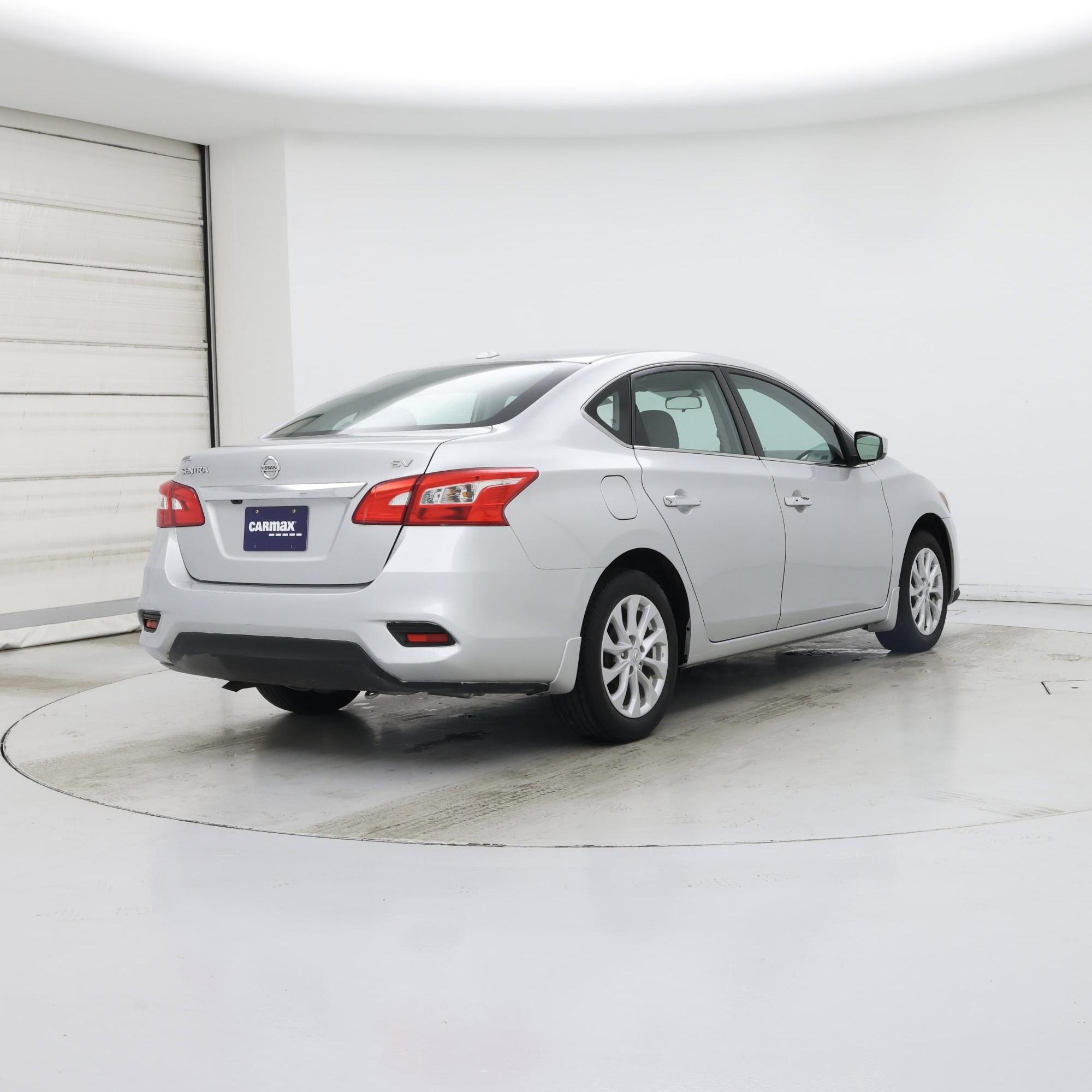 Thumbnail: 2019 Nissan Sentra - 8