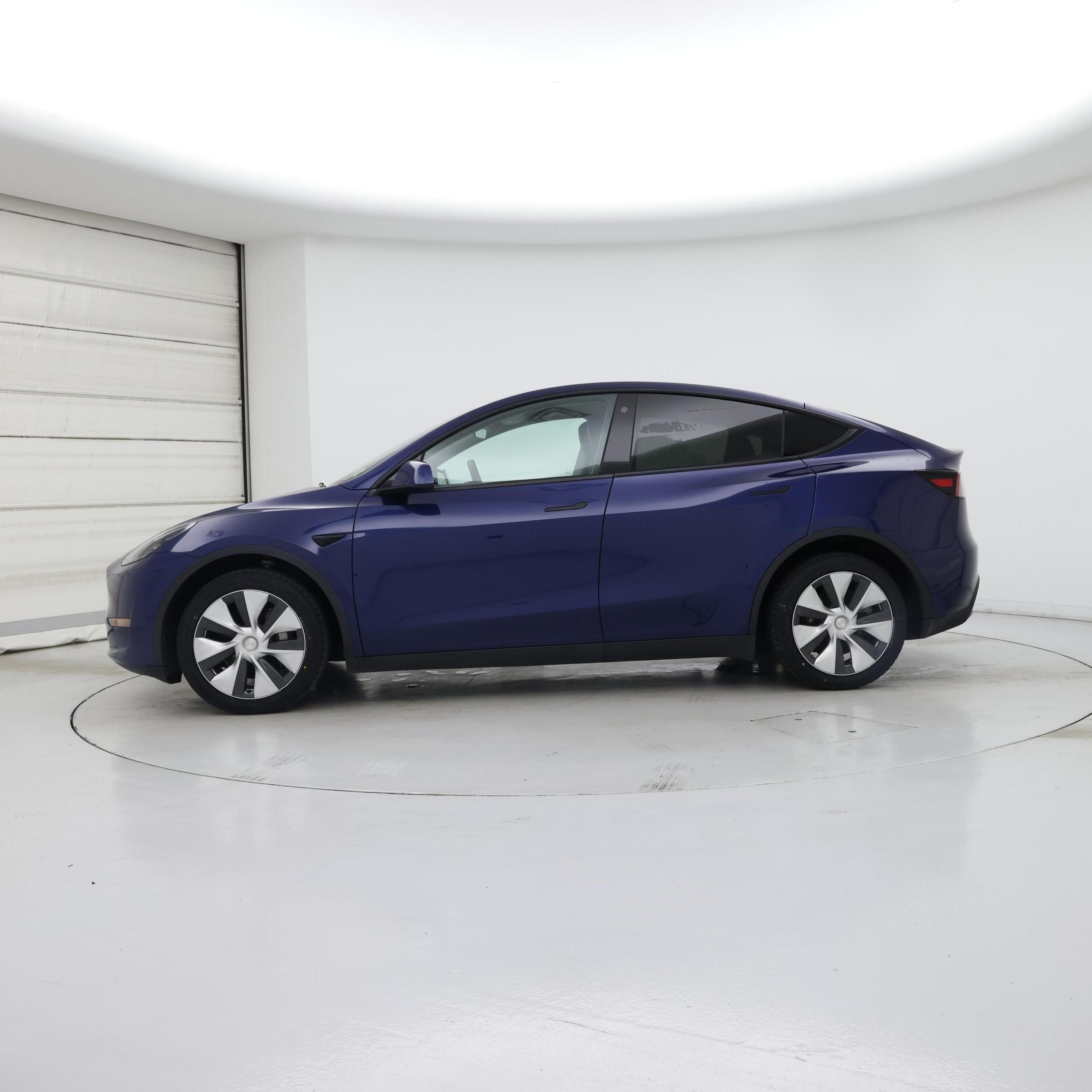 Thumbnail: 2023 Tesla Model Y - 3