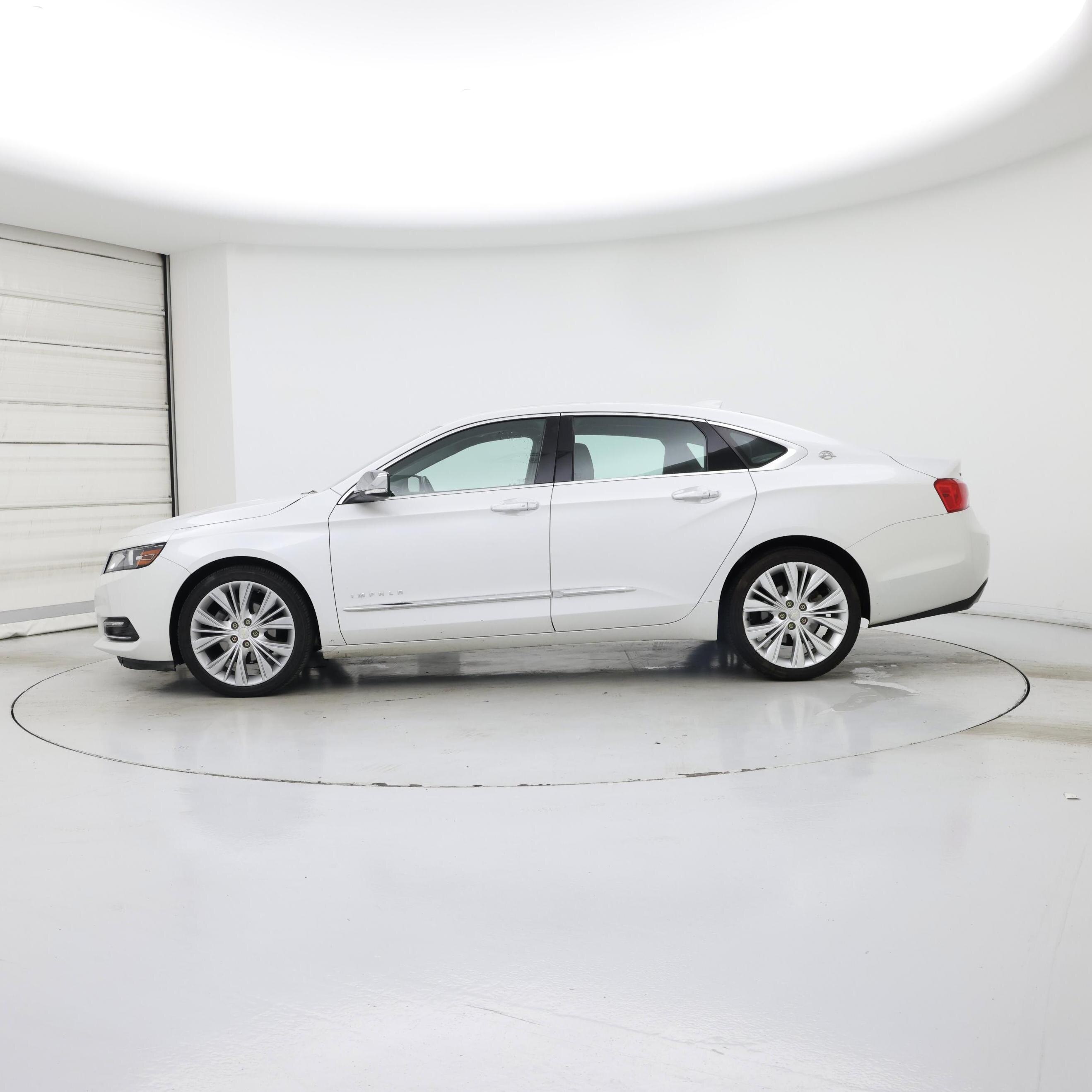 Thumbnail: 2018 Chevrolet Impala - 3