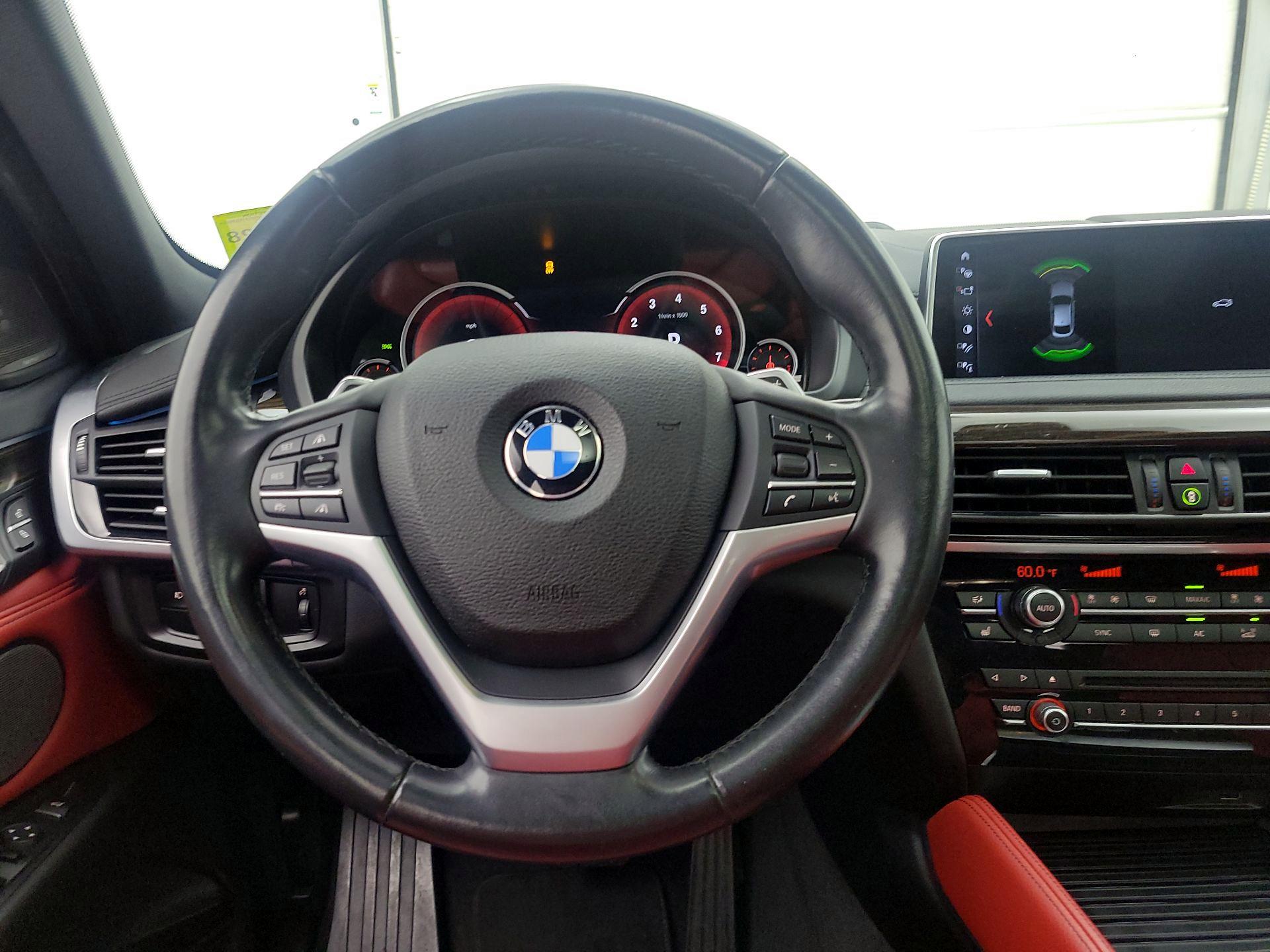 Thumbnail: 2019 BMW X6 - 10