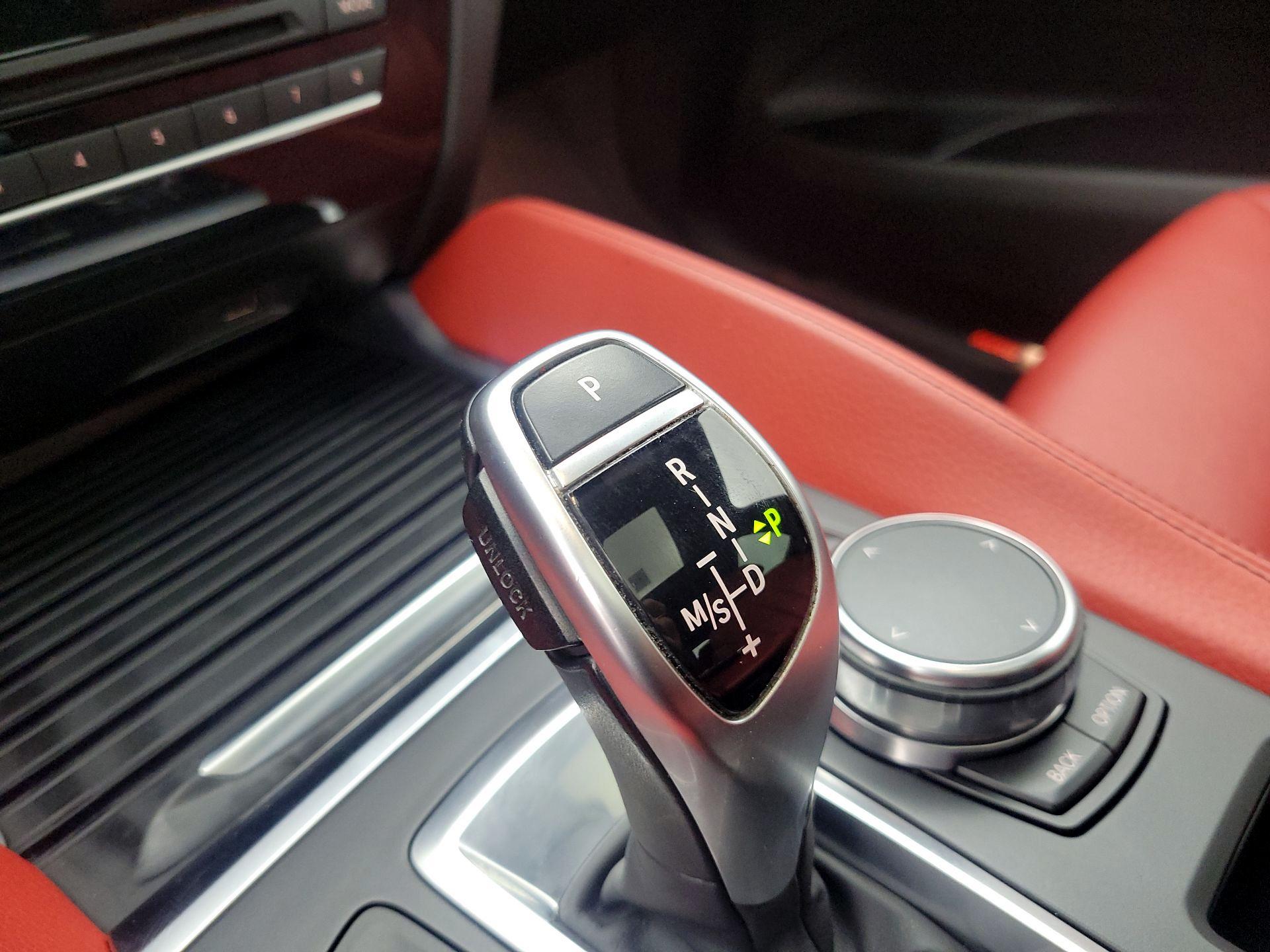 Thumbnail: 2019 BMW X6 - 16