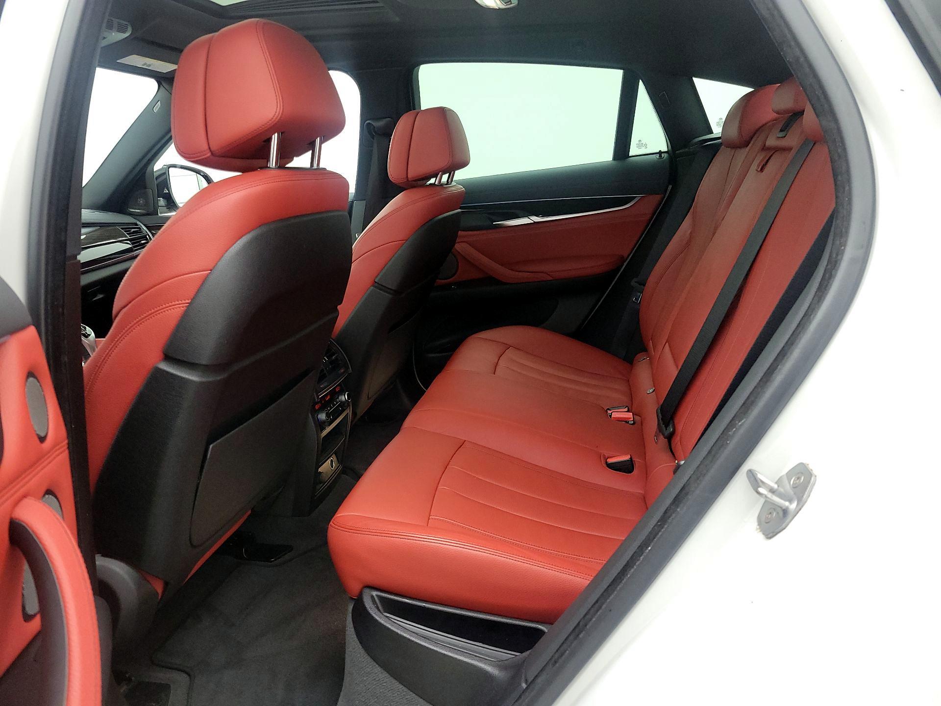 Thumbnail: 2019 BMW X6 - 18