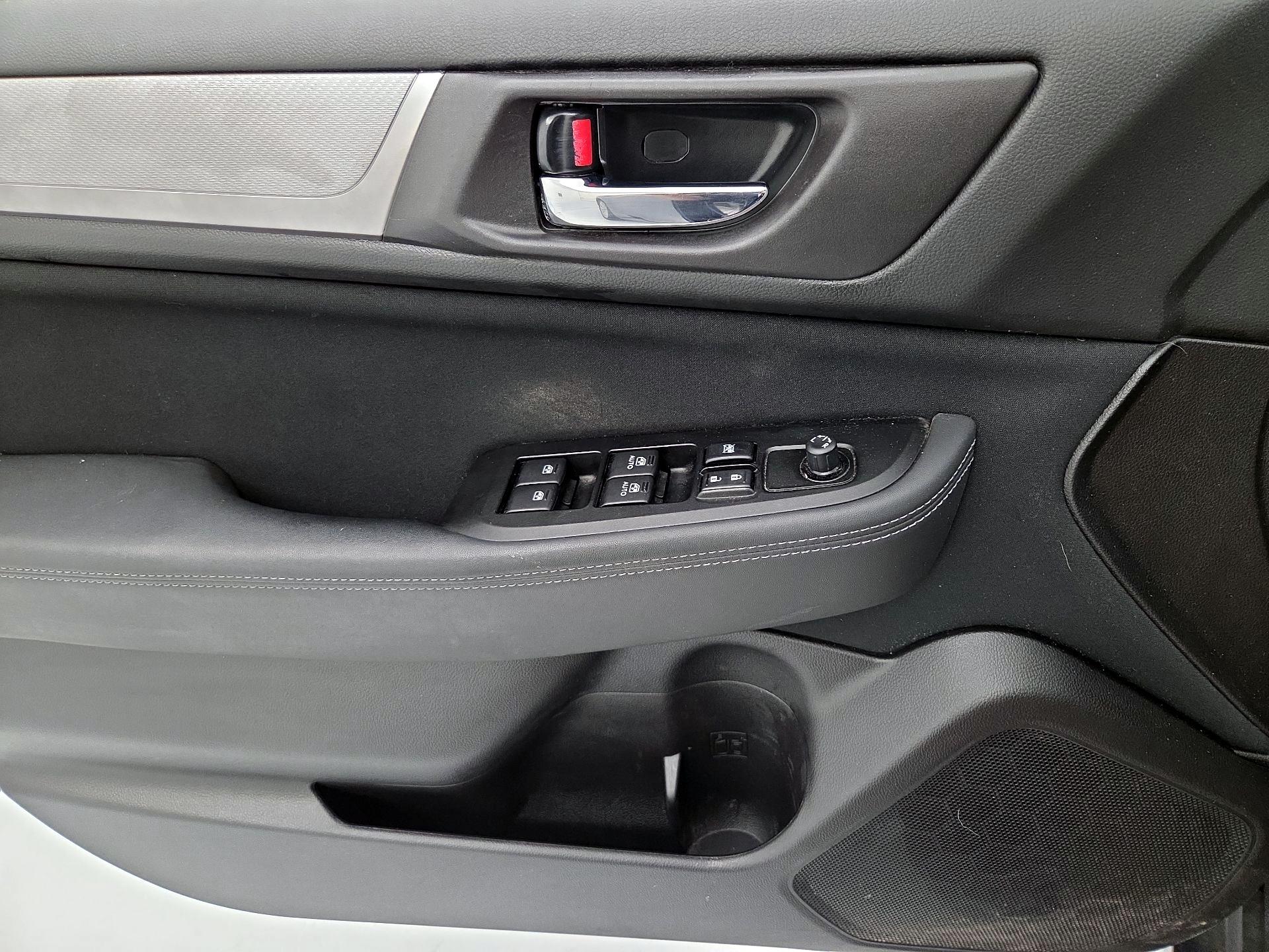 Thumbnail: 2016 Subaru Legacy - 12