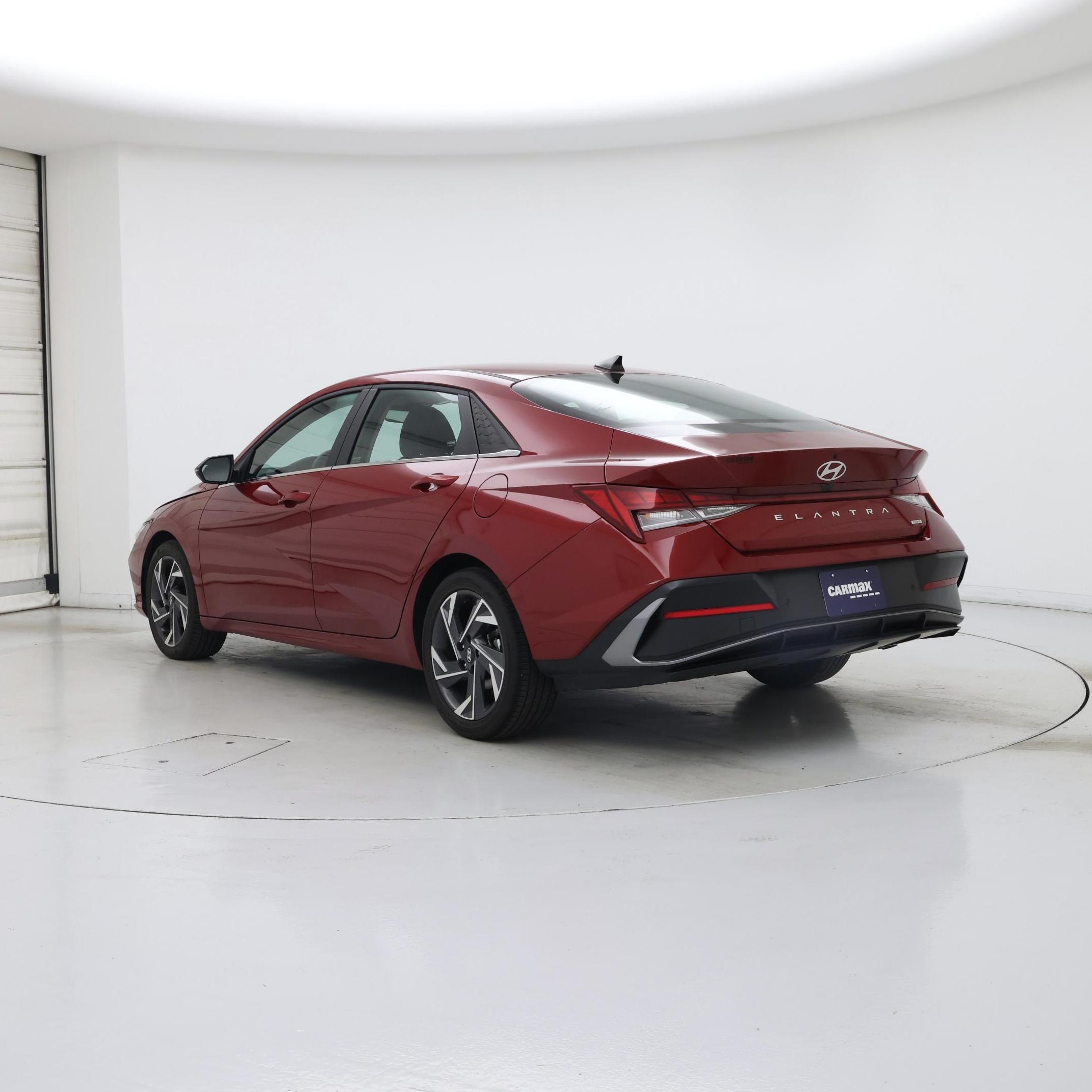 Thumbnail: 2024 Hyundai Elantra - 2