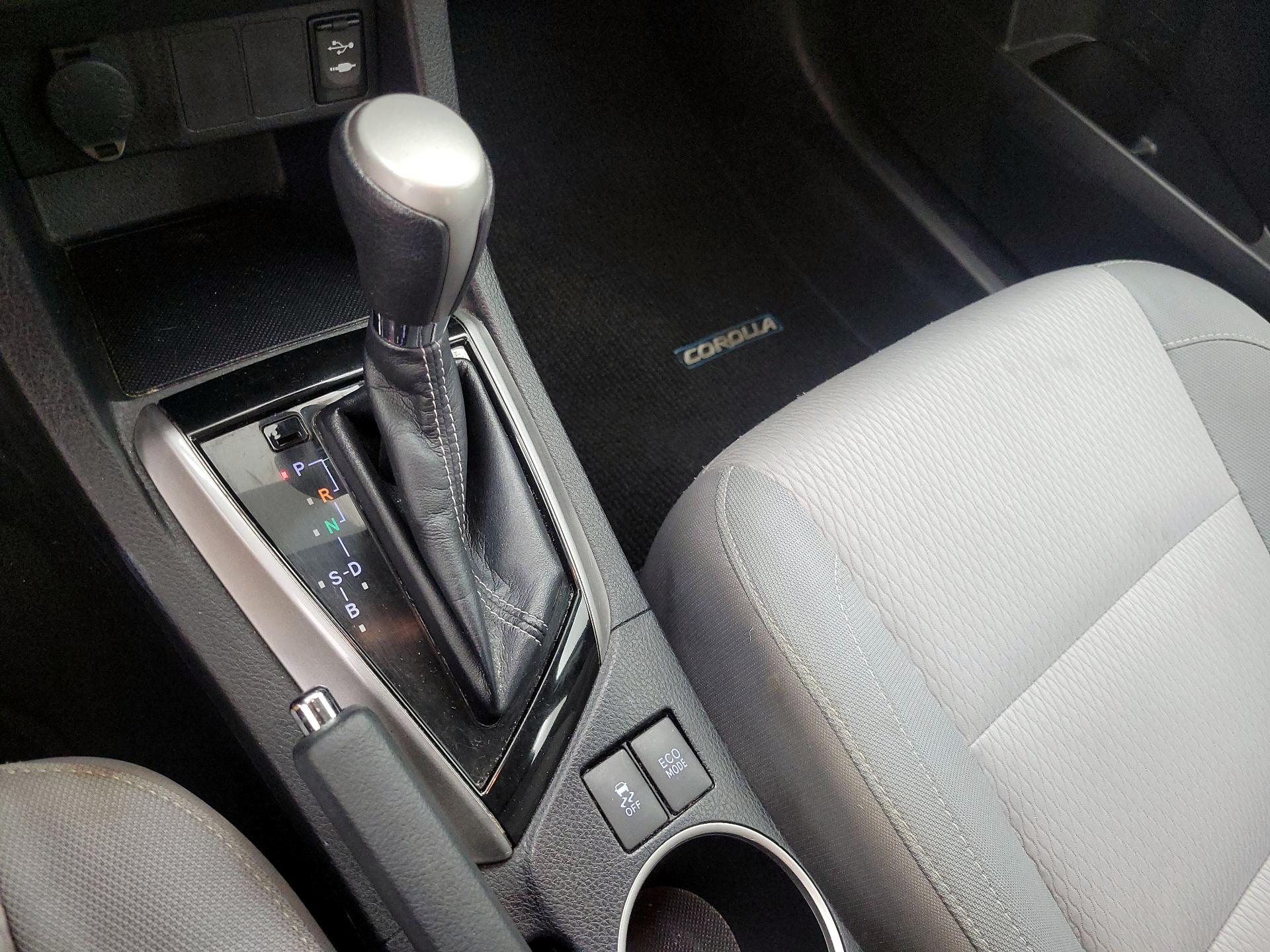 Thumbnail: 2014 Toyota Corolla - 17