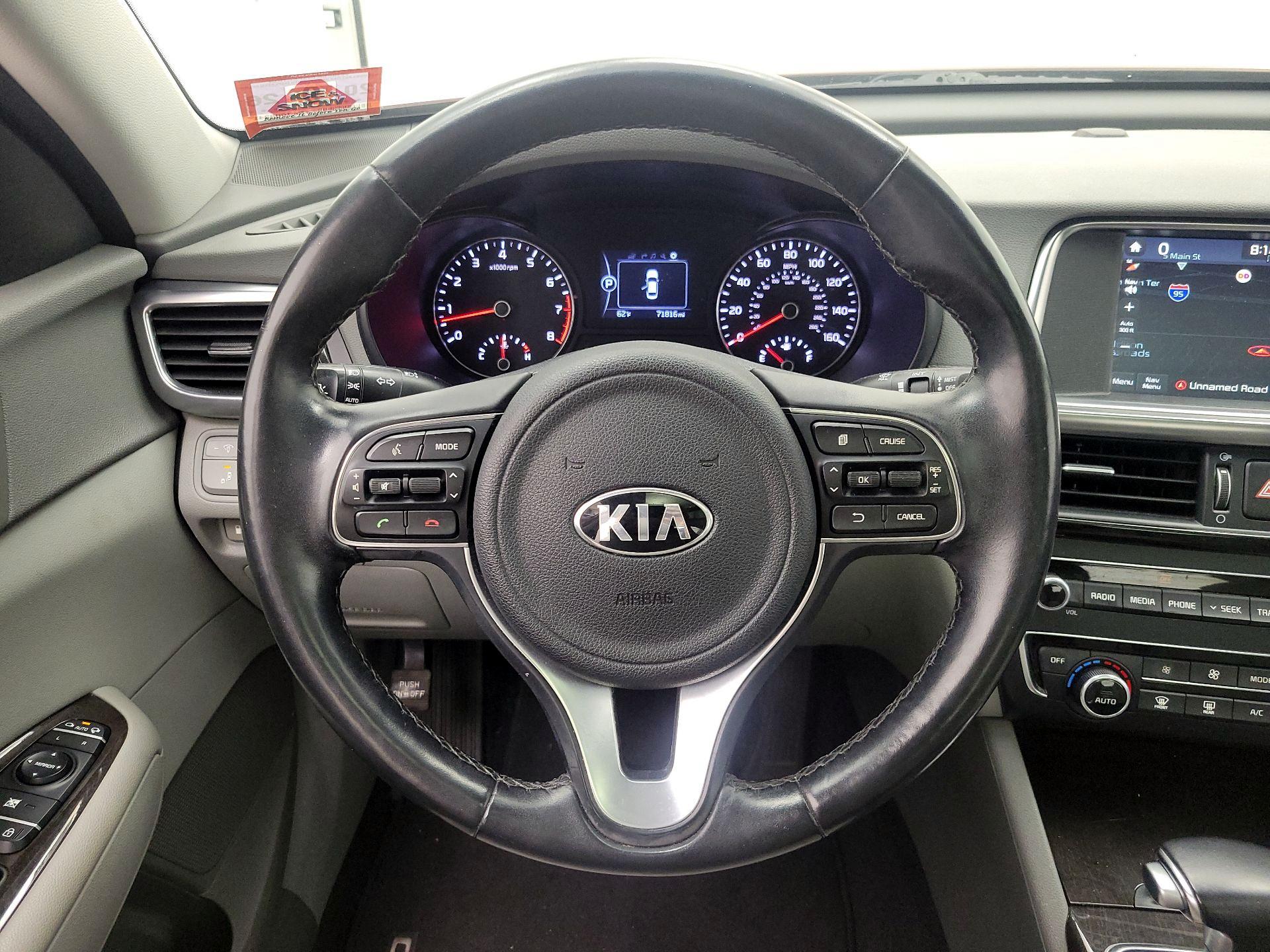 Thumbnail: 2017 Kia Optima - 10