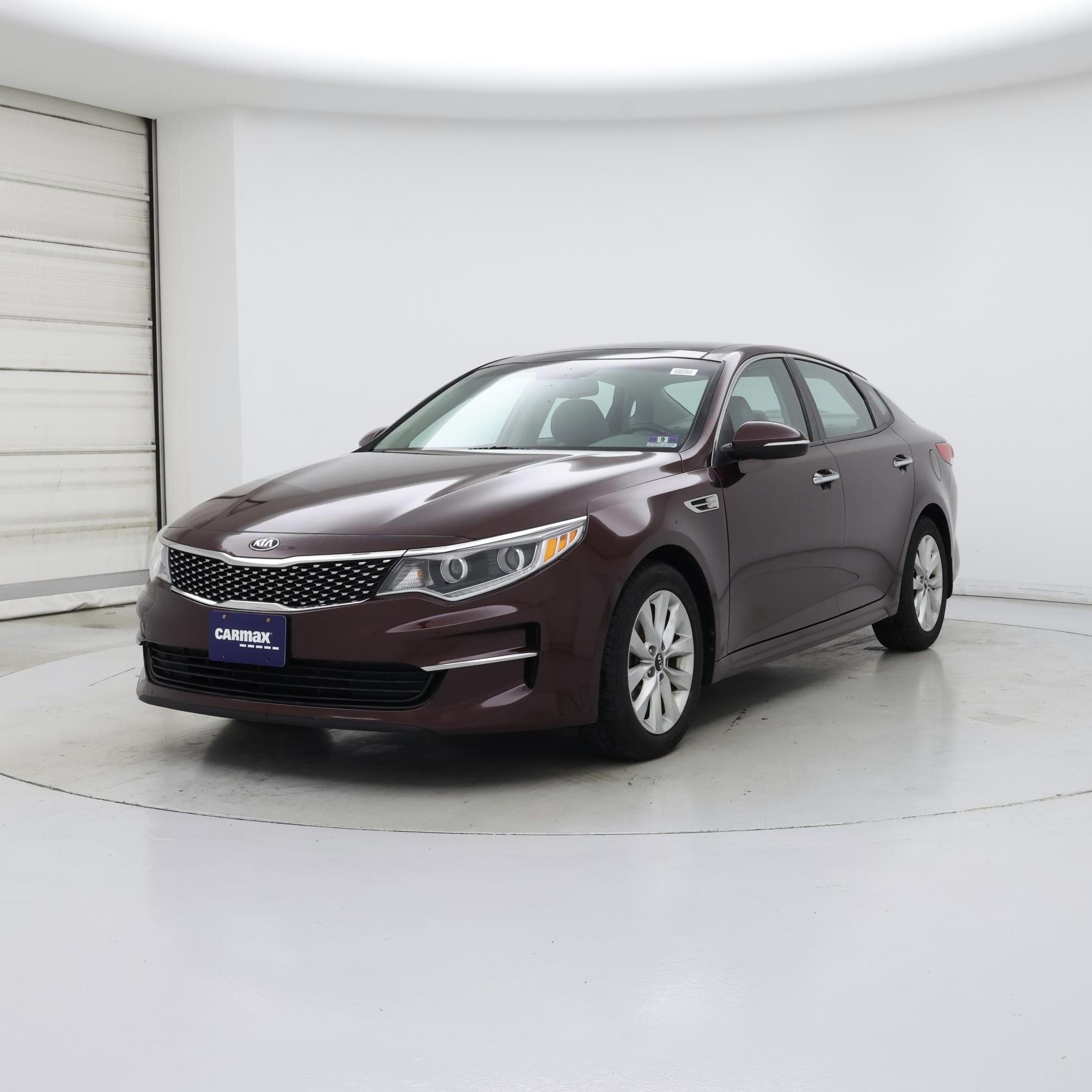 Thumbnail: 2017 Kia Optima - 4