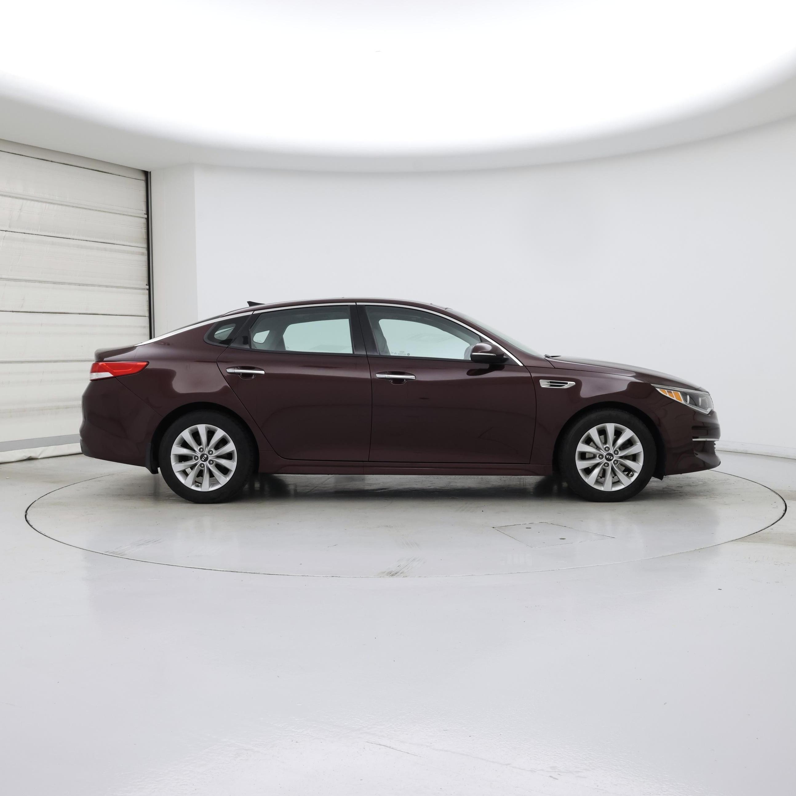 Thumbnail: 2017 Kia Optima - 7