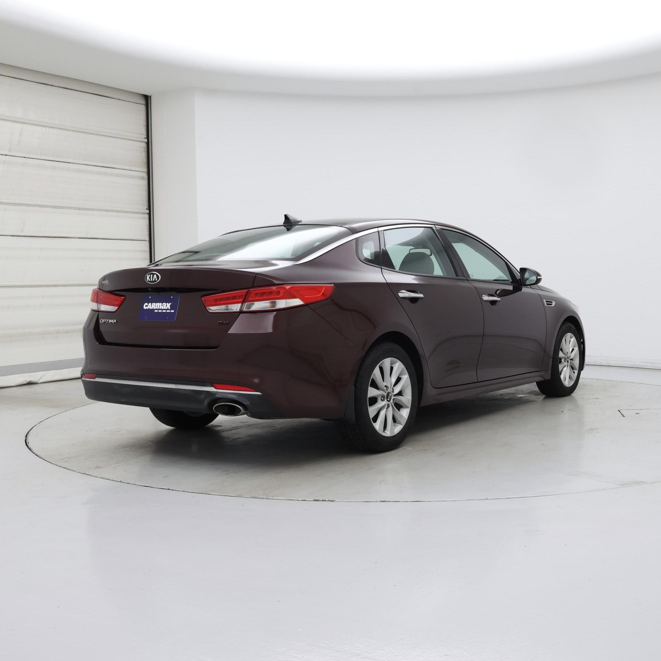 Thumbnail: 2017 Kia Optima - 8