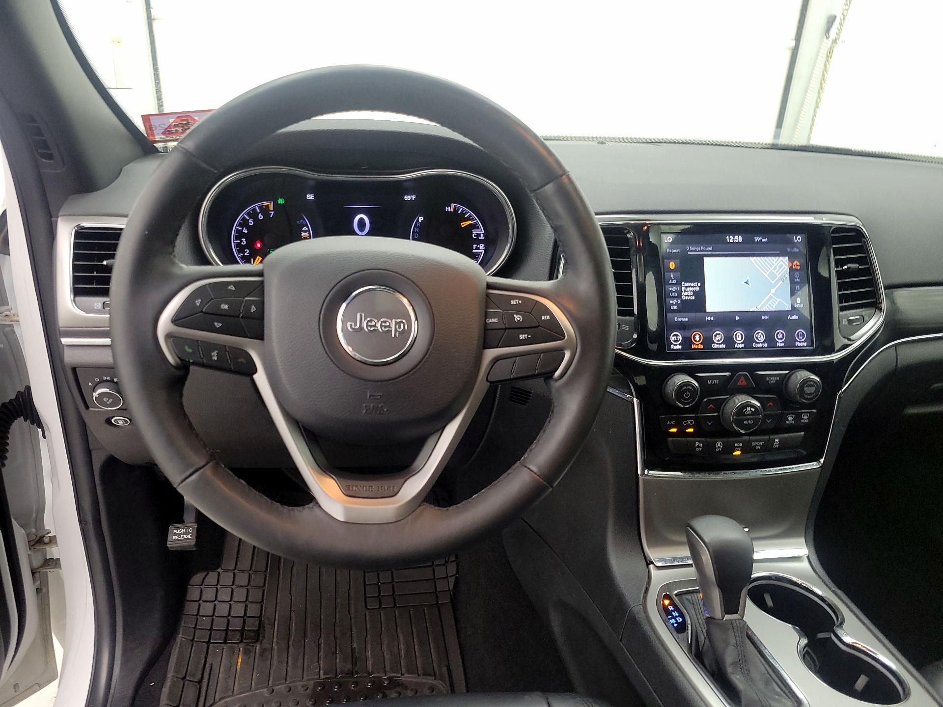 Thumbnail: 2019 Jeep Grand Cherokee - 10