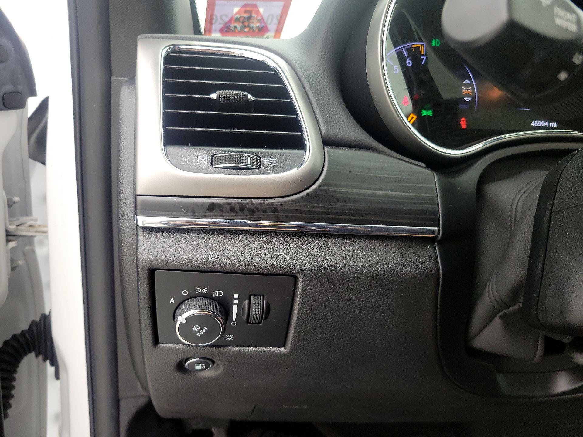 Thumbnail: 2019 Jeep Grand Cherokee - 13
