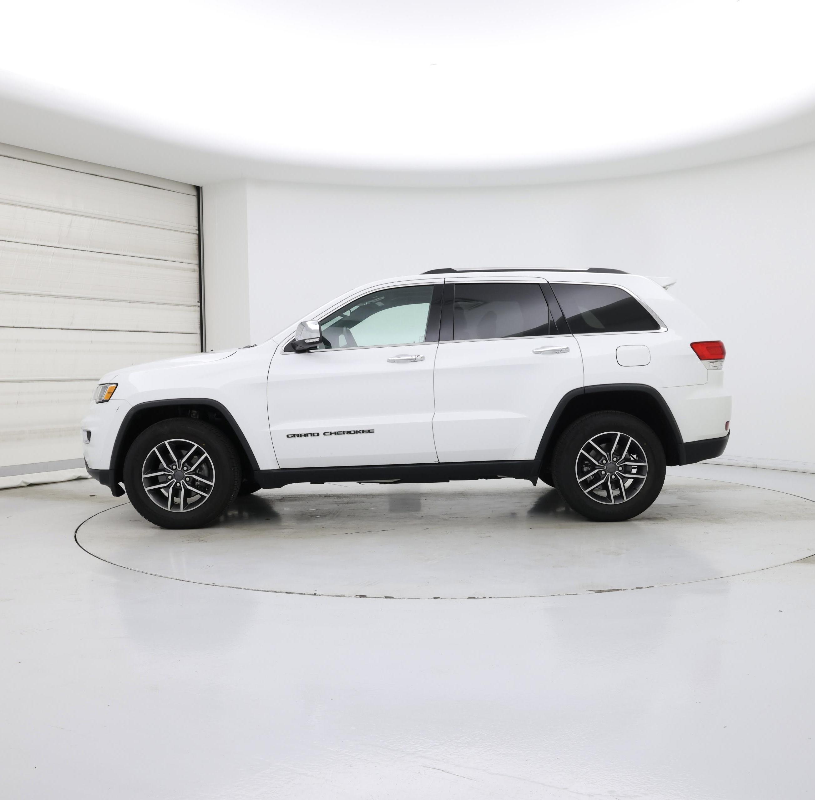 Thumbnail: 2019 Jeep Grand Cherokee - 3
