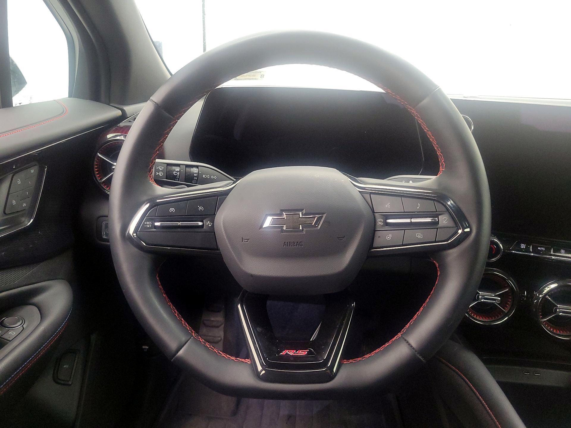 Thumbnail: 2024 Chevrolet Blazer EV - 10