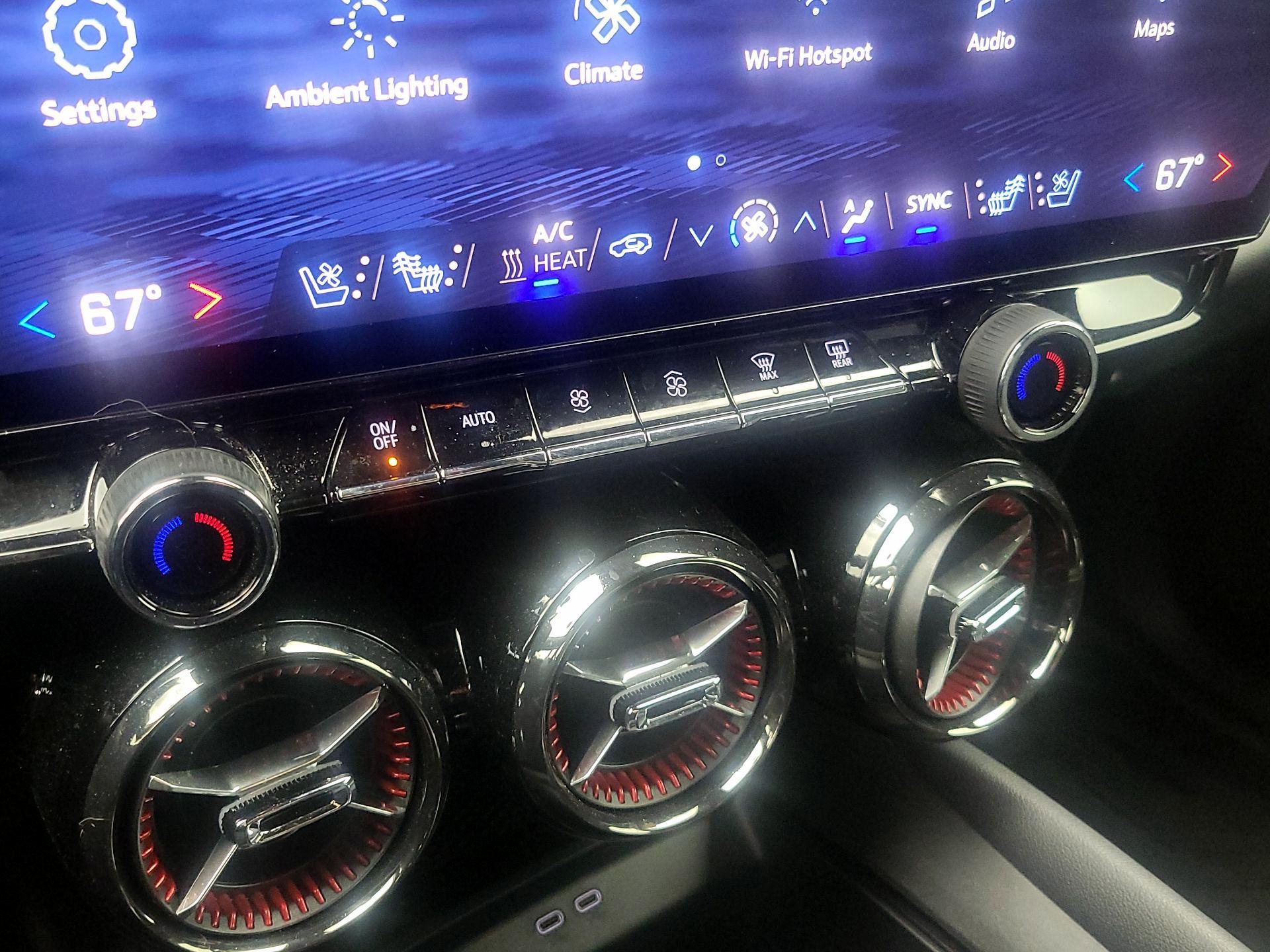 Thumbnail: 2024 Chevrolet Blazer EV - 17