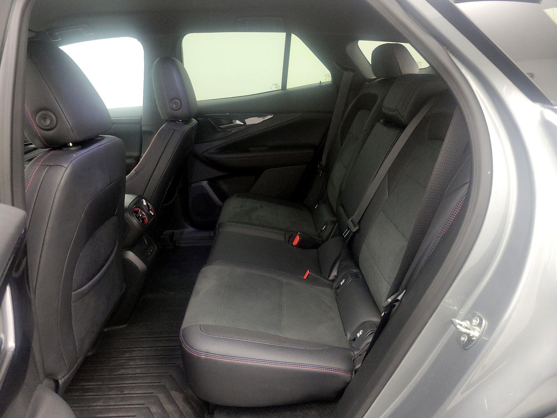 Thumbnail: 2024 Chevrolet Blazer EV - 19