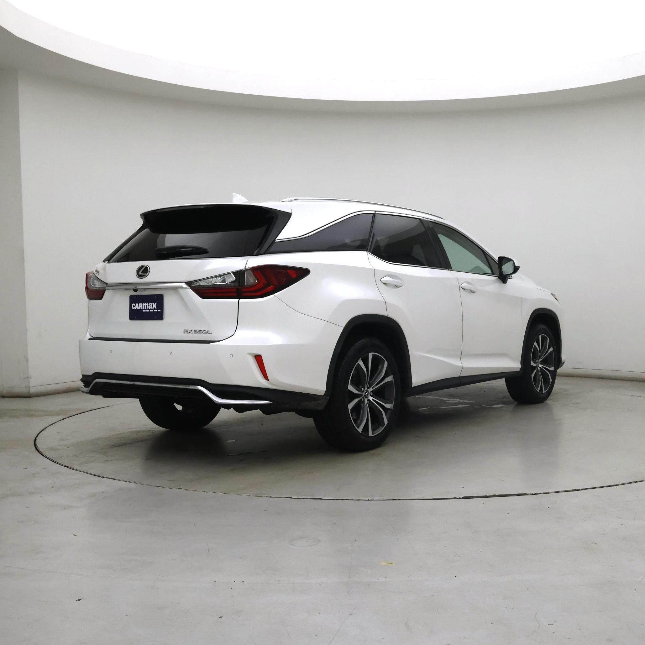 Thumbnail: 2019 Lexus RX - 8