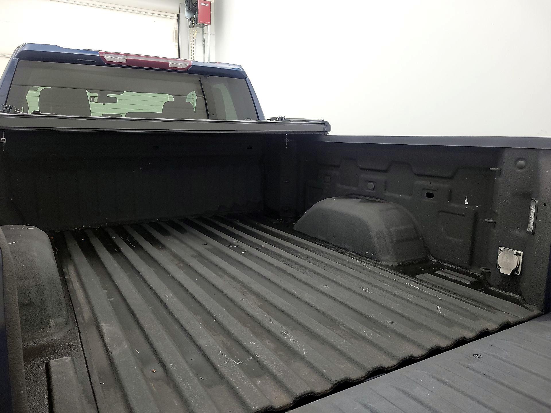 Thumbnail: 2022 Chevrolet Silverado 1500 - 20