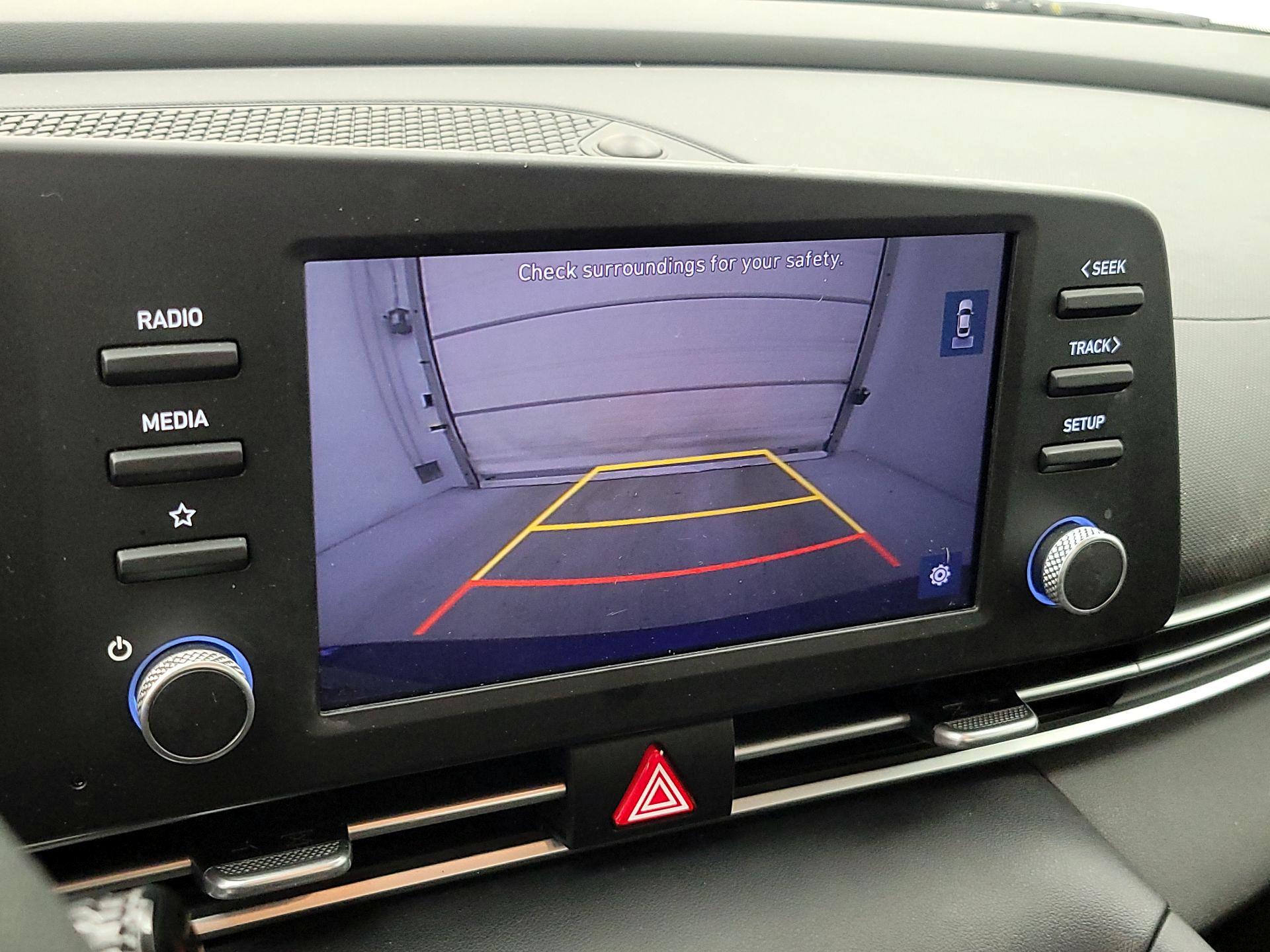 Thumbnail: 2022 Hyundai Elantra - 14