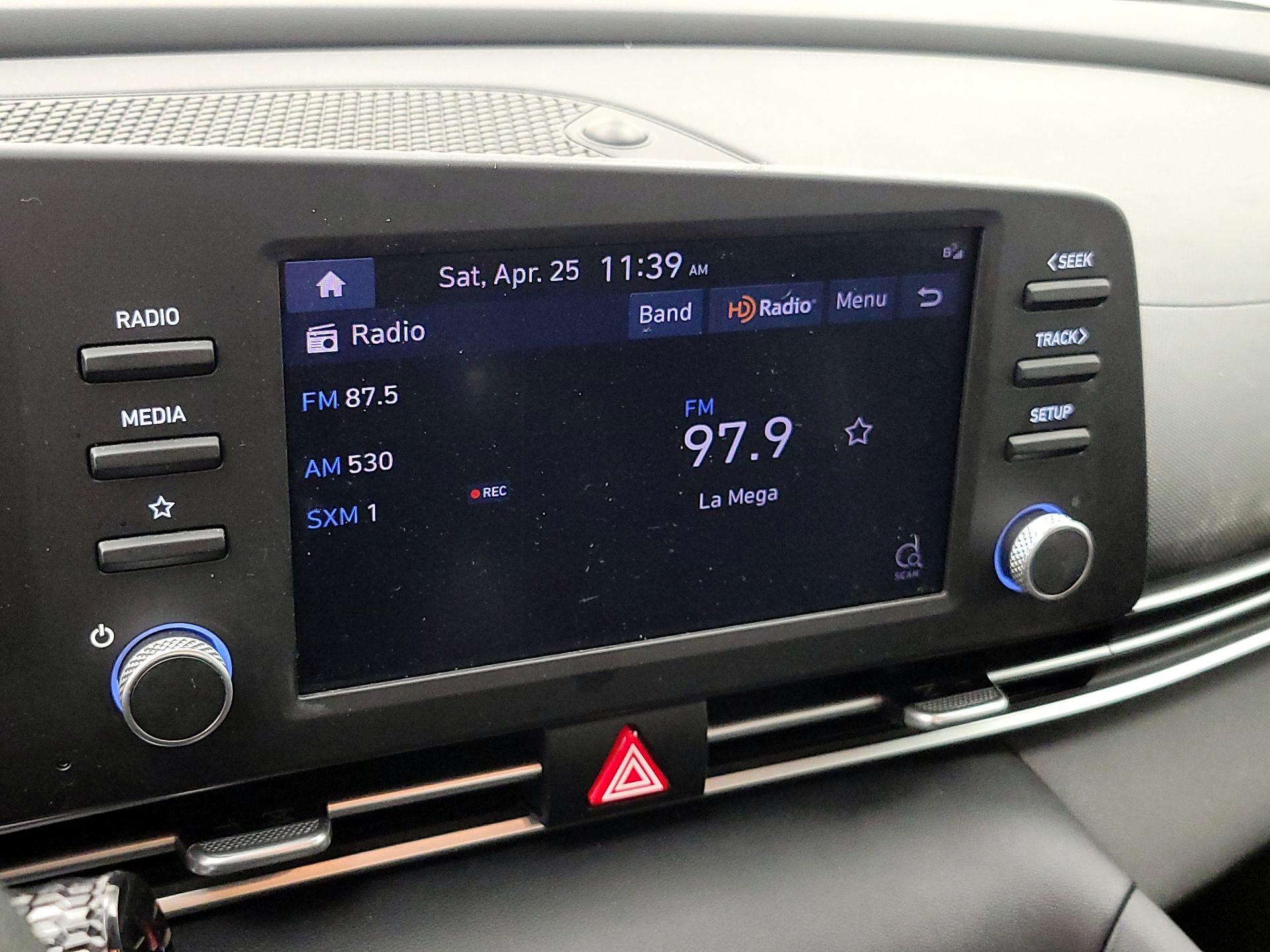 Thumbnail: 2022 Hyundai Elantra - 15