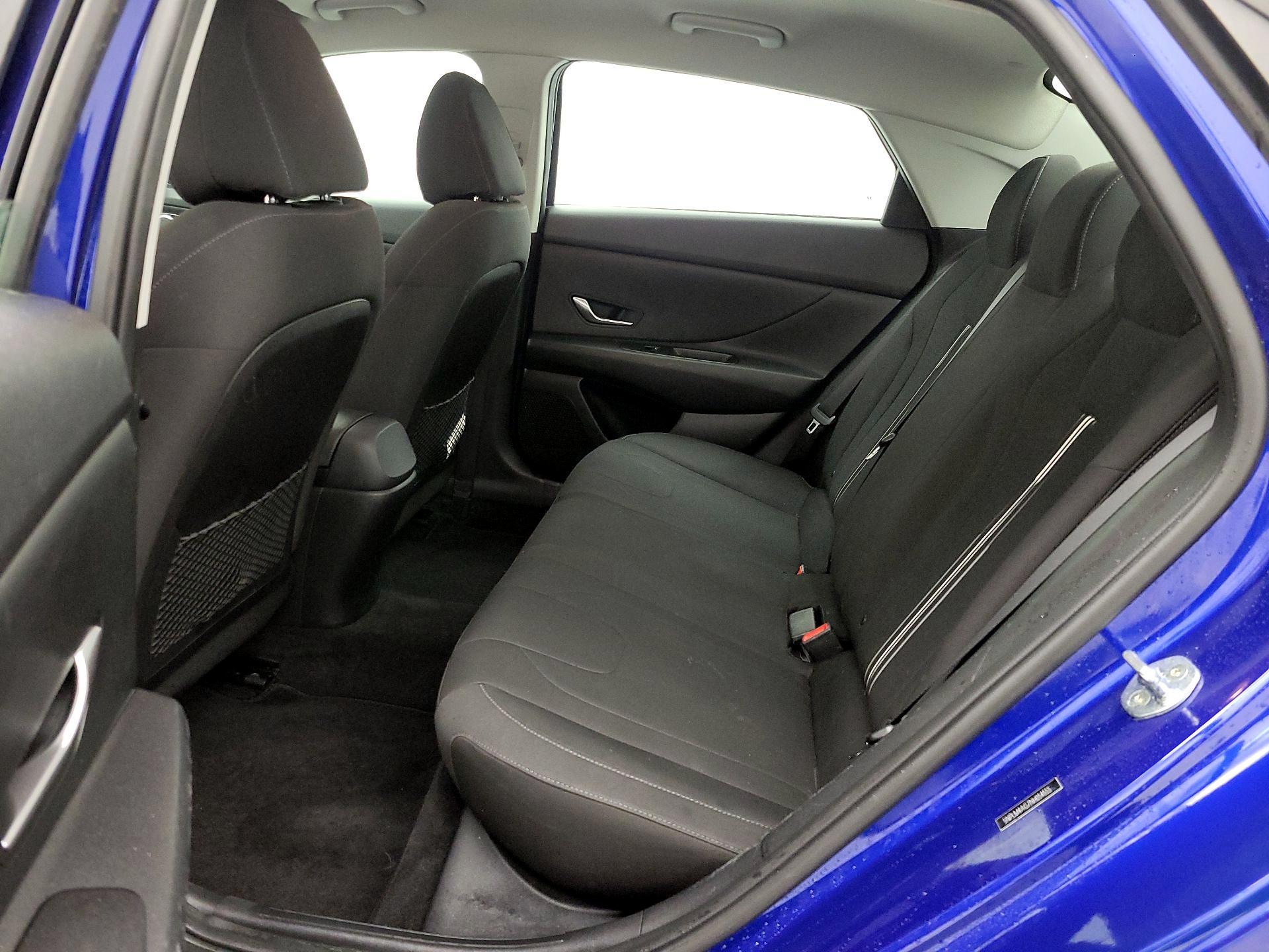 Thumbnail: 2022 Hyundai Elantra - 19