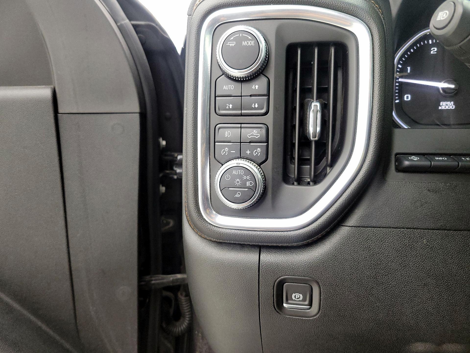 Thumbnail: 2020 GMC Sierra 2500 - 14