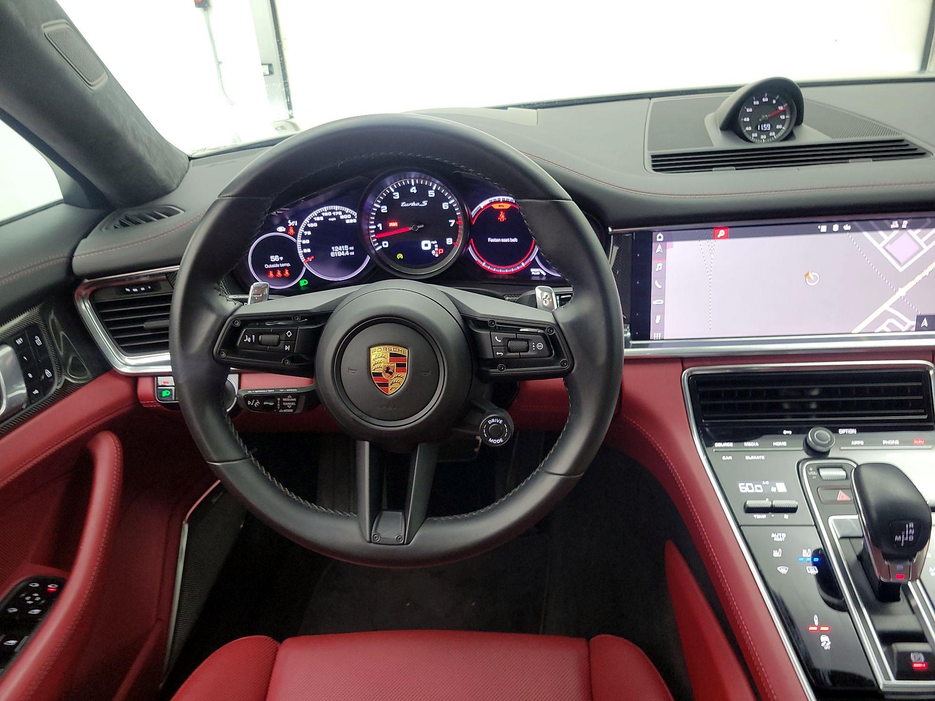 Thumbnail: 2021 Porsche Panamera - 10