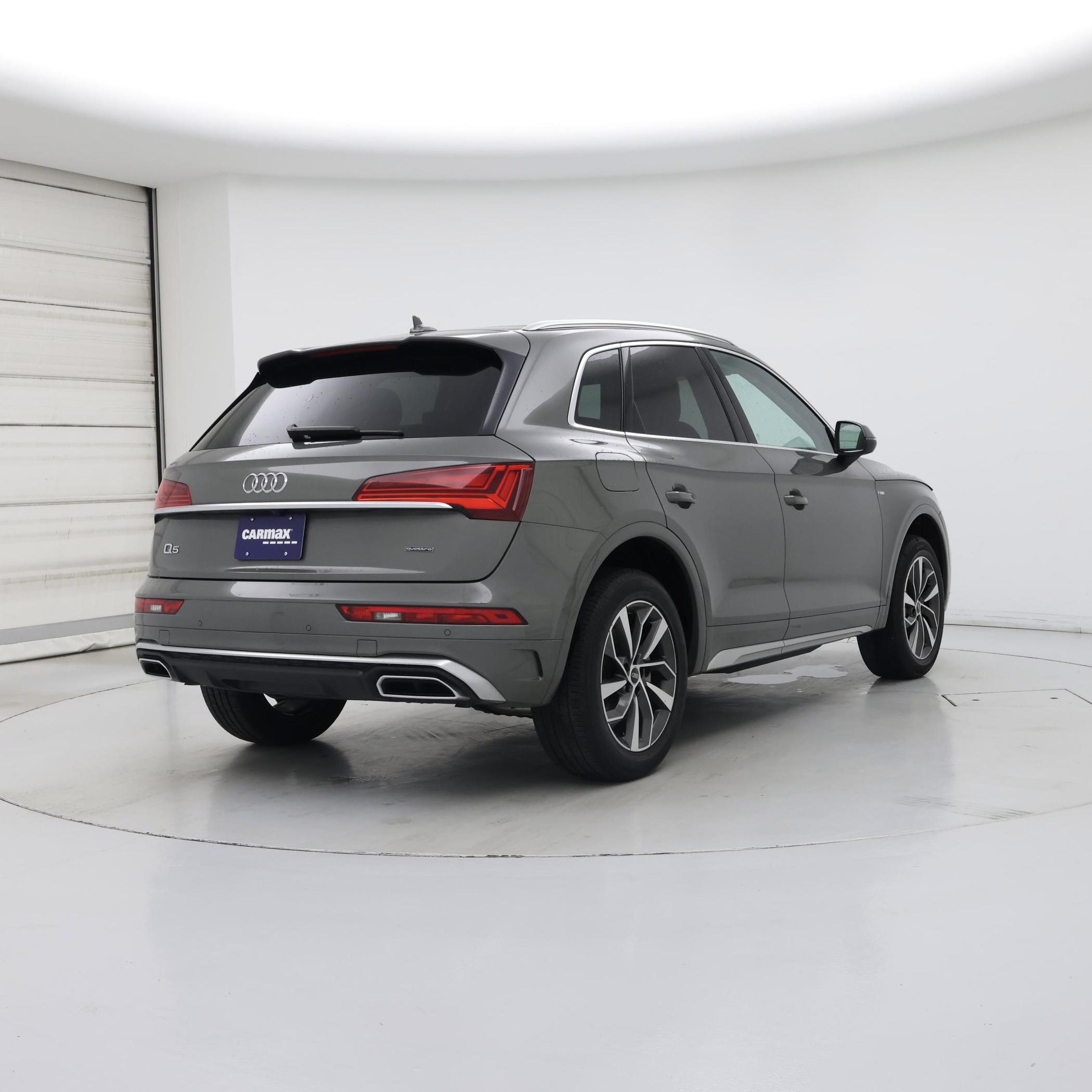Thumbnail: 2024 Audi Q5 - 8