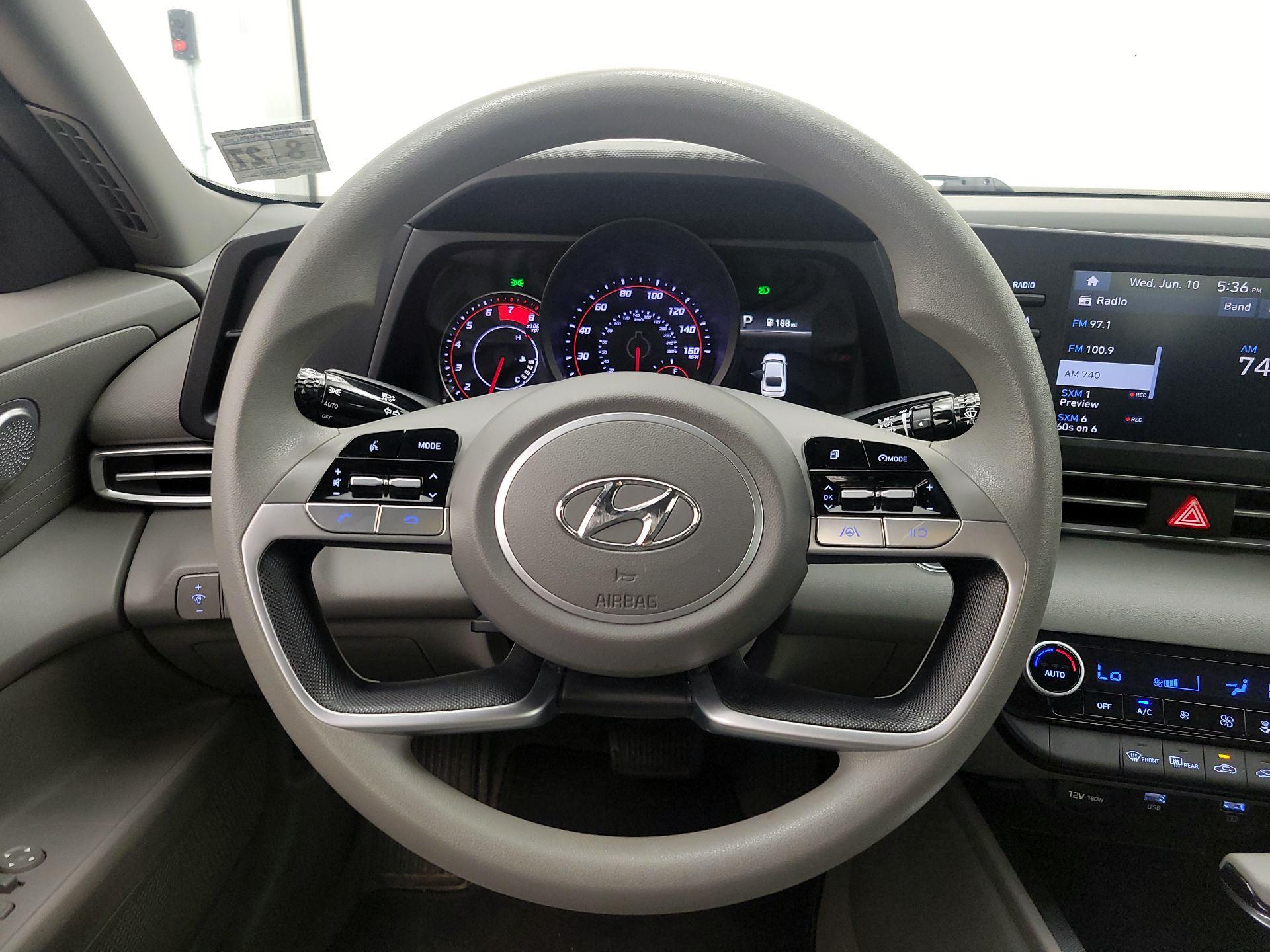 Thumbnail: 2022 Hyundai Elantra - 10