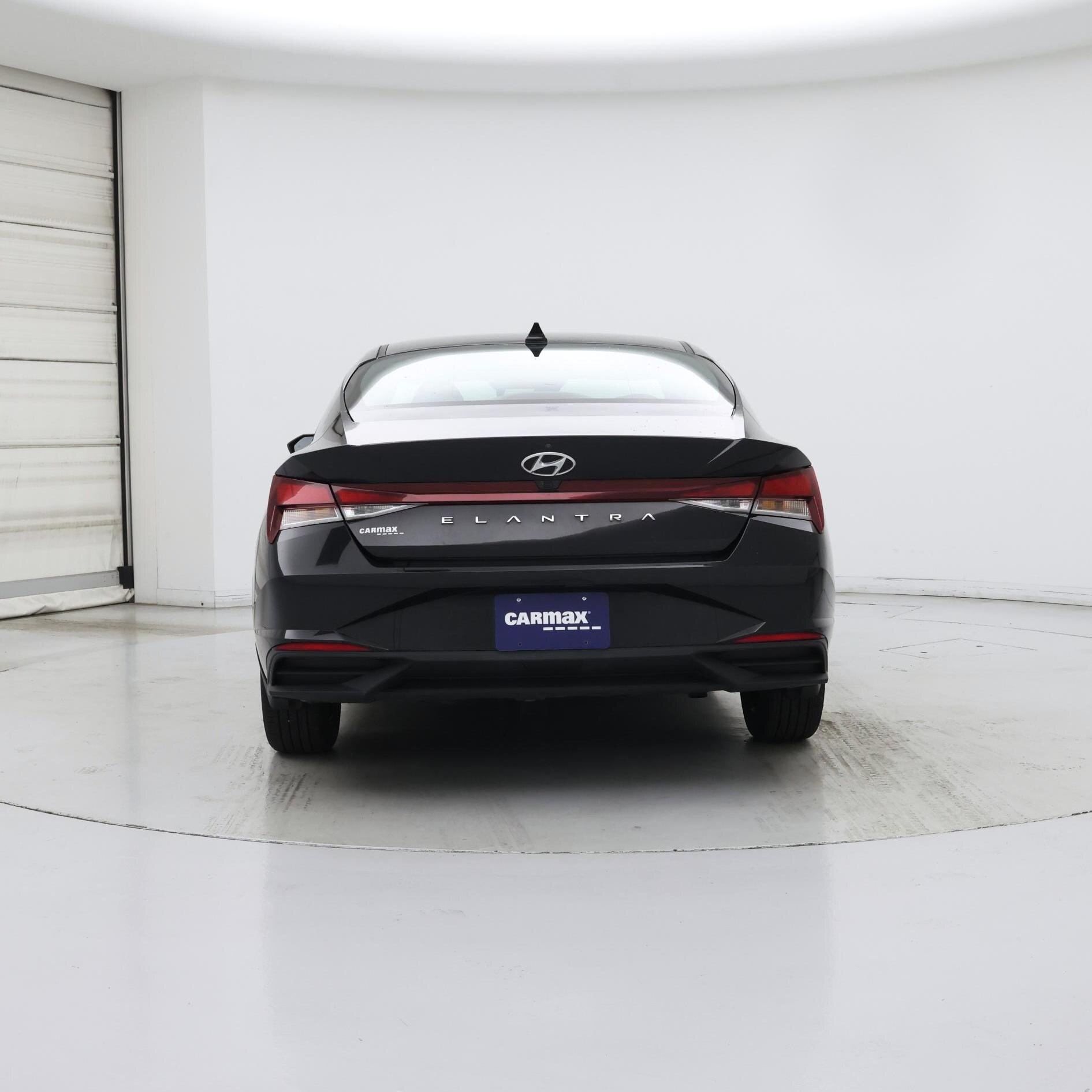 Thumbnail: 2022 Hyundai Elantra - 6