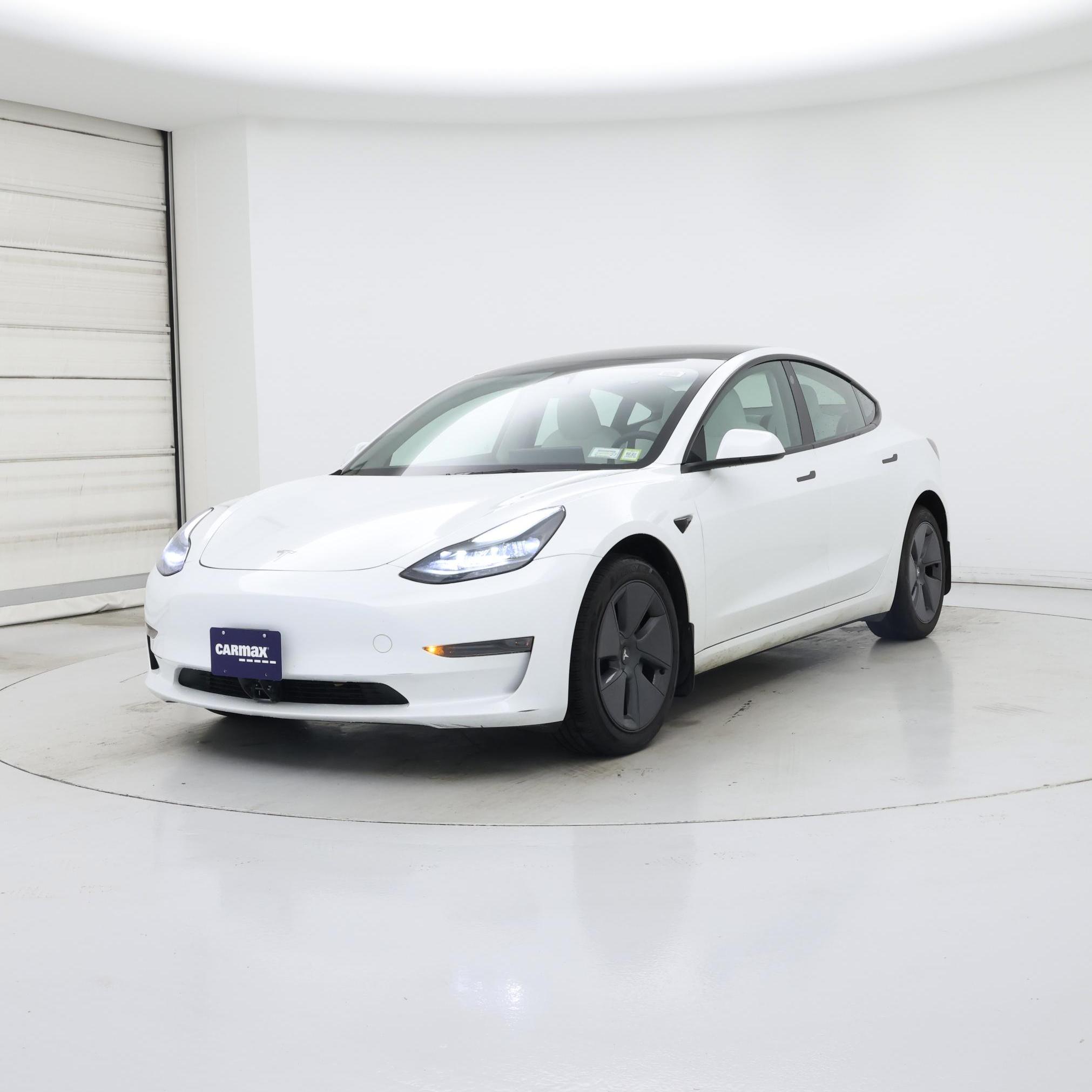 Thumbnail: 2023 Tesla Model 3 - 4