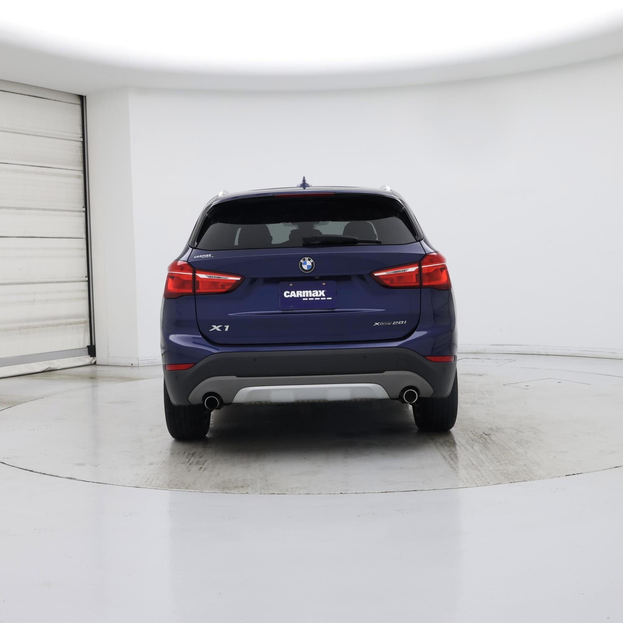 Thumbnail: 2019 BMW X1 - 6