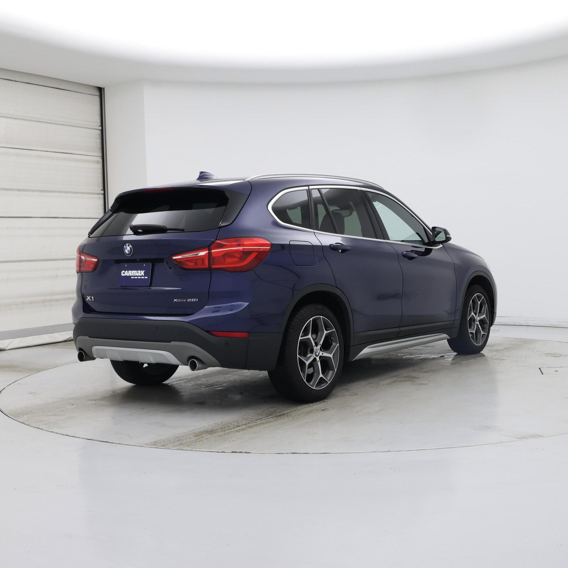 Thumbnail: 2019 BMW X1 - 8