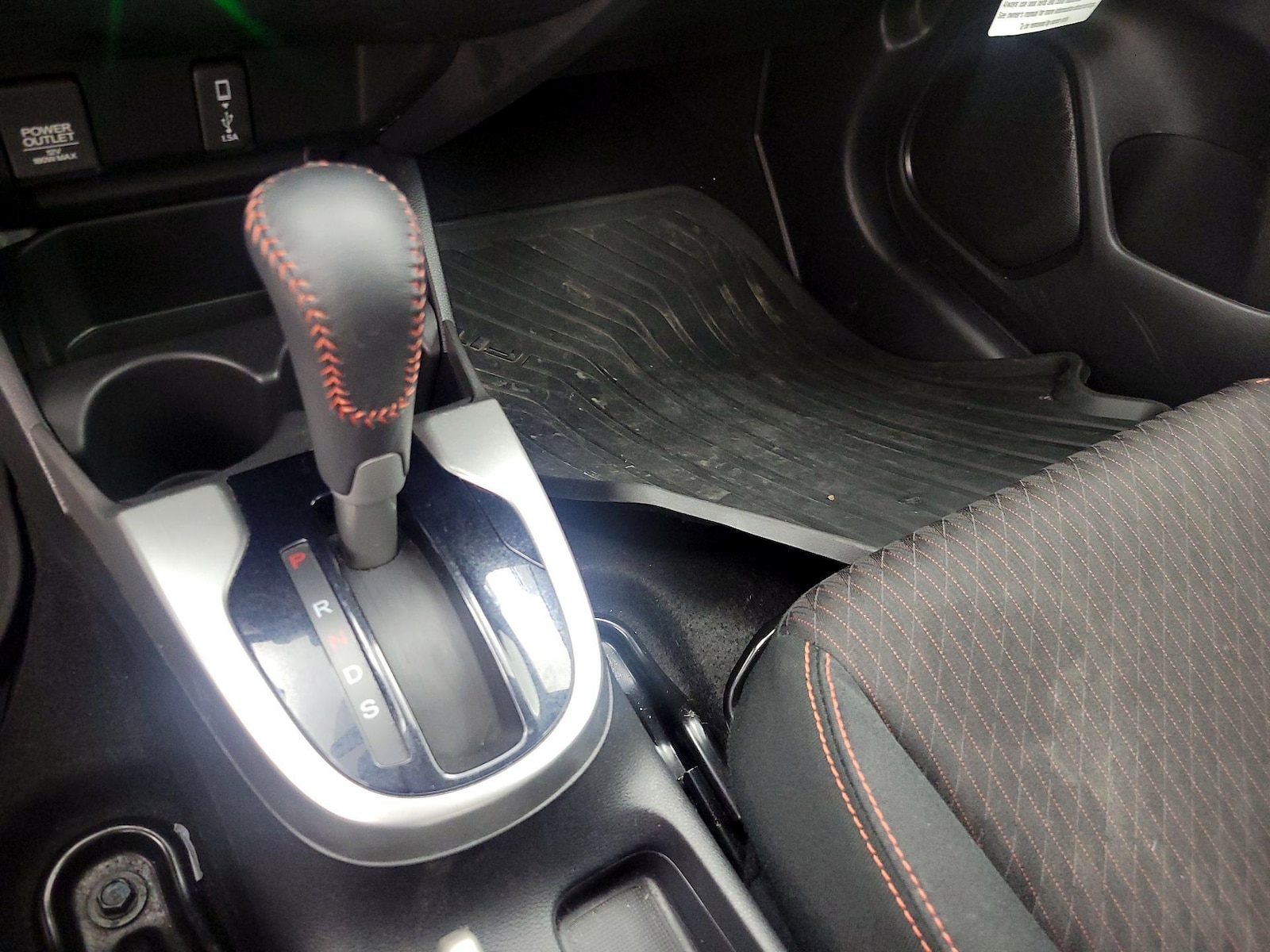2018 Honda Fit Sport - Photo 18