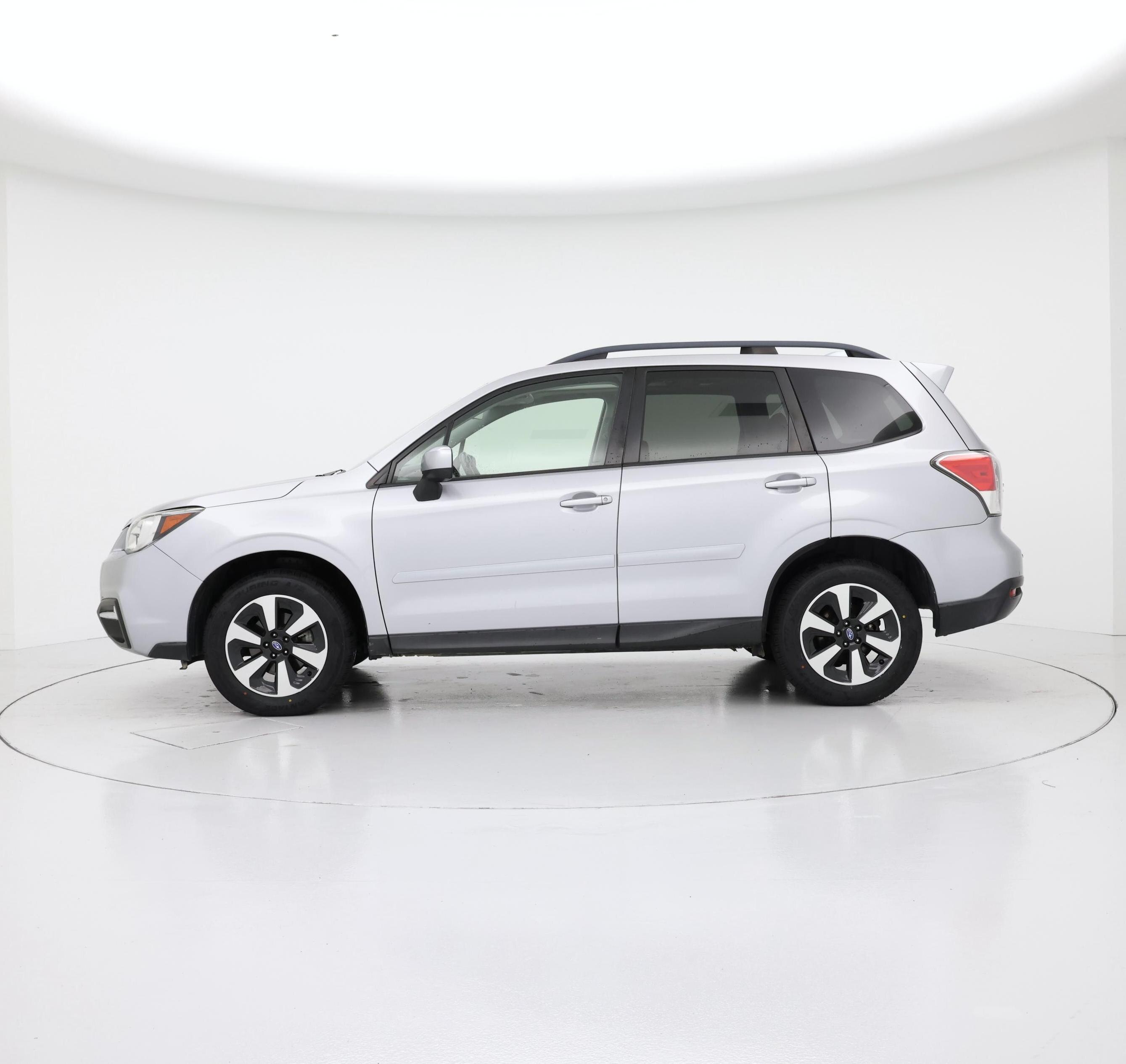 Thumbnail: 2017 Subaru Forester - 3