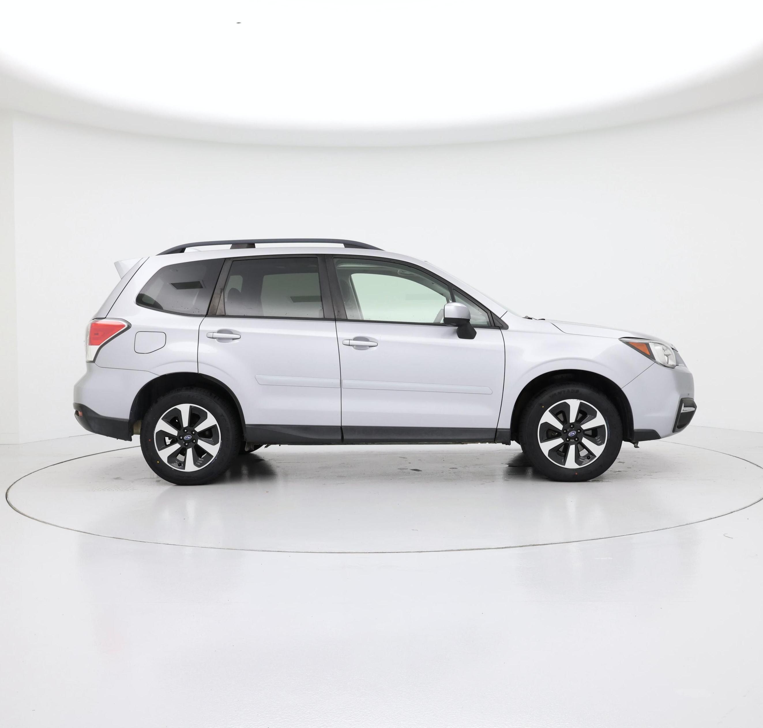 Thumbnail: 2017 Subaru Forester - 7