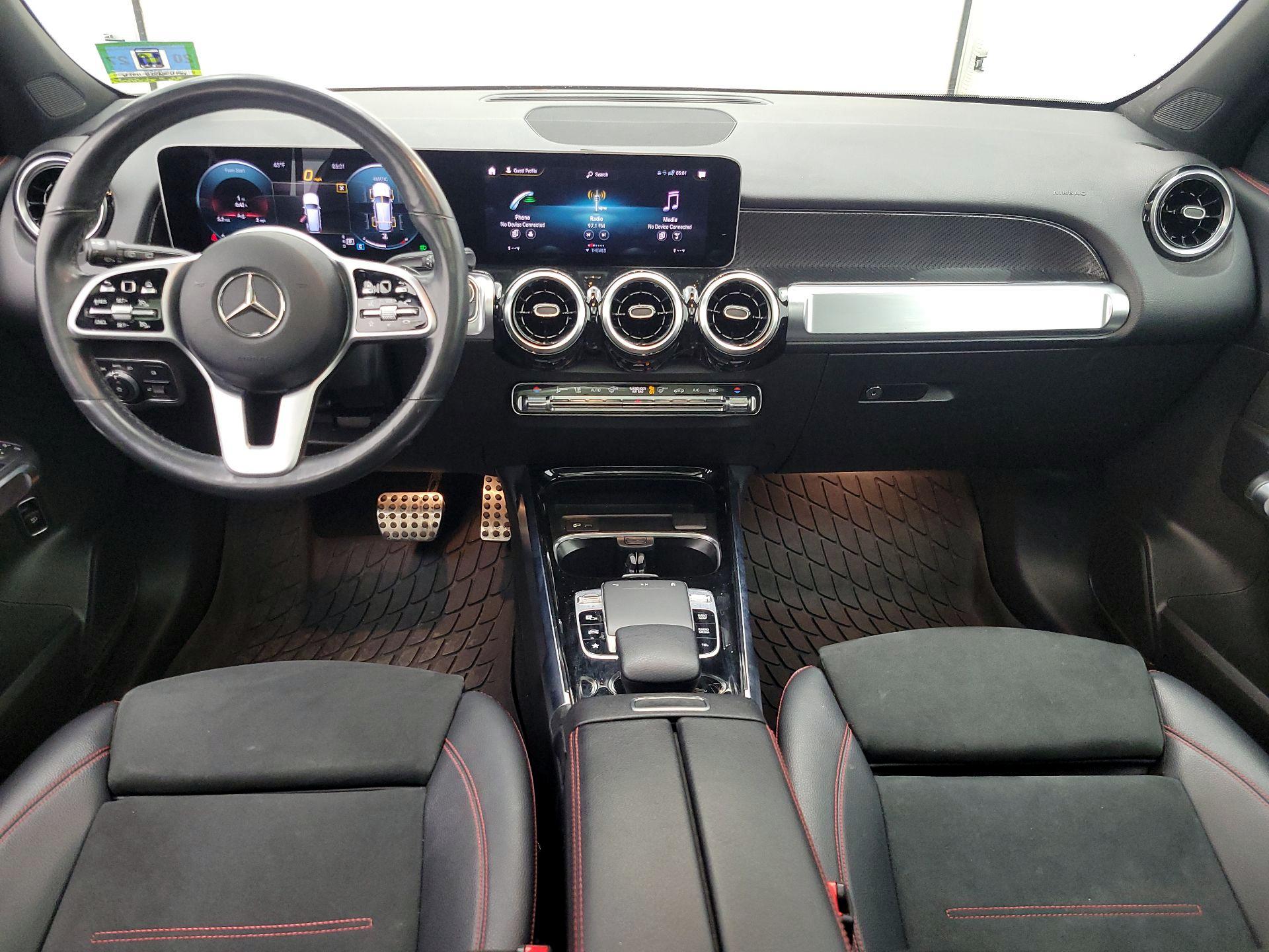 Thumbnail: 2020 Mercedes-Benz GLB - 9