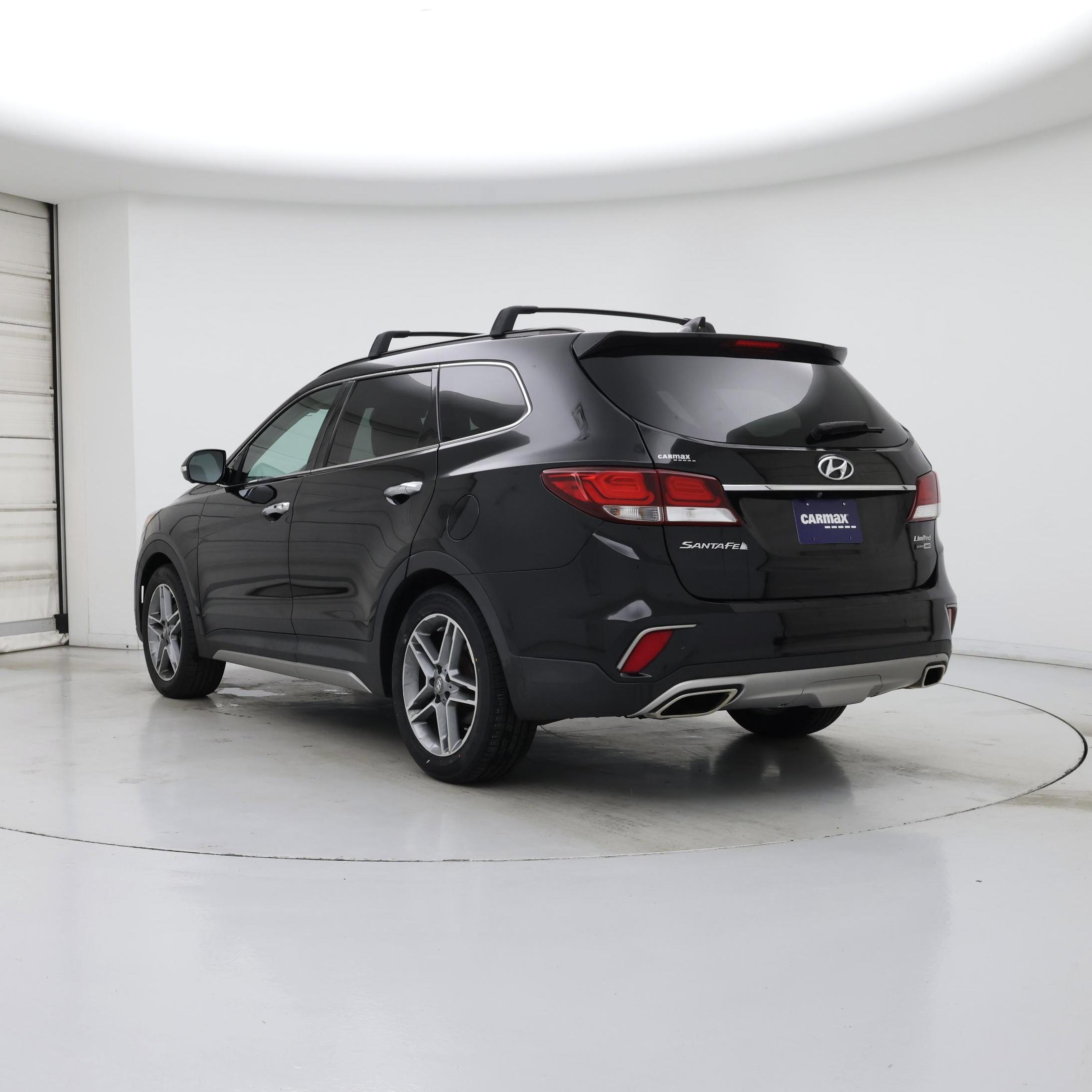 Thumbnail: 2018 Hyundai Santa Fe - 2