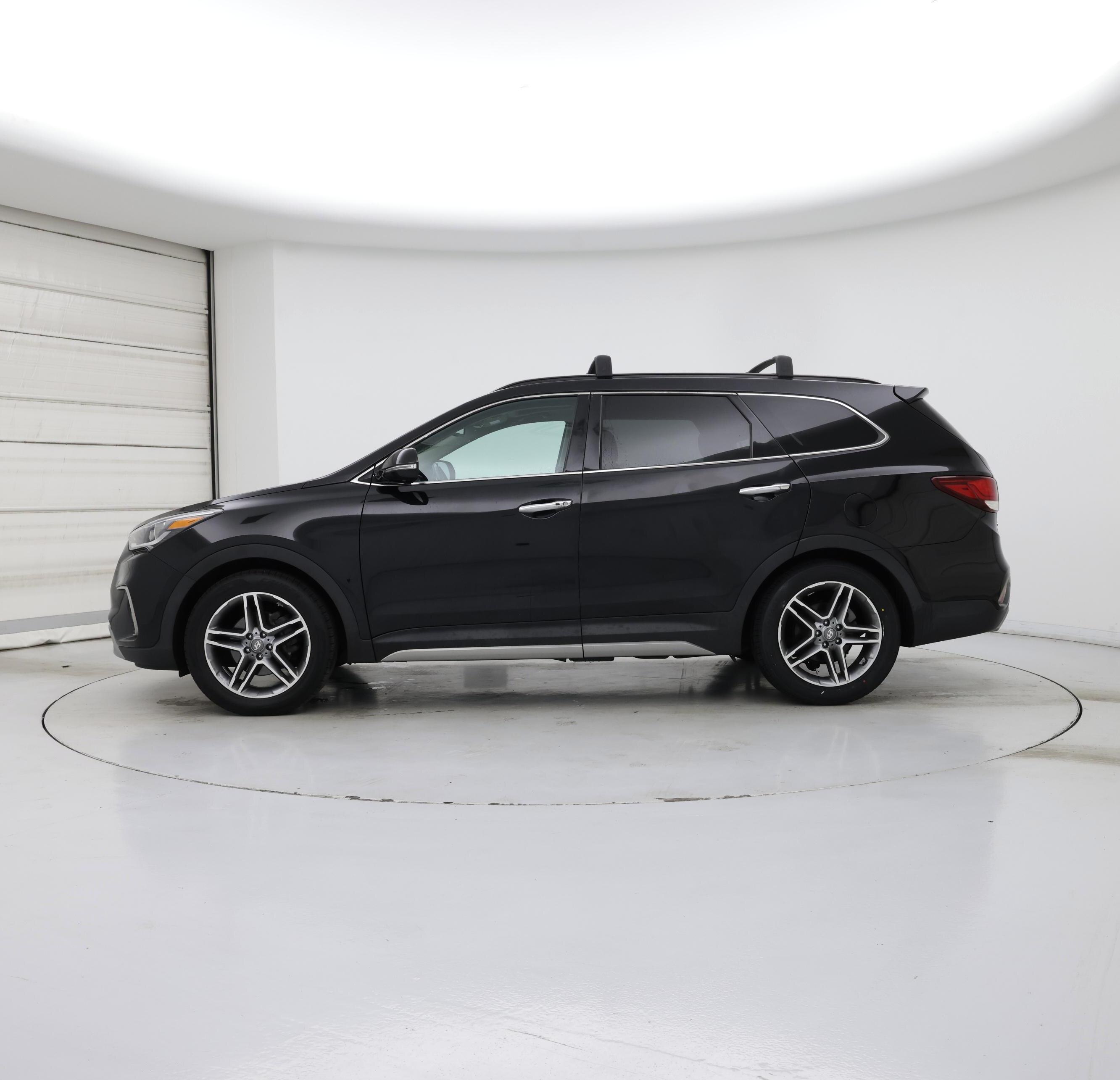 Thumbnail: 2018 Hyundai Santa Fe - 3