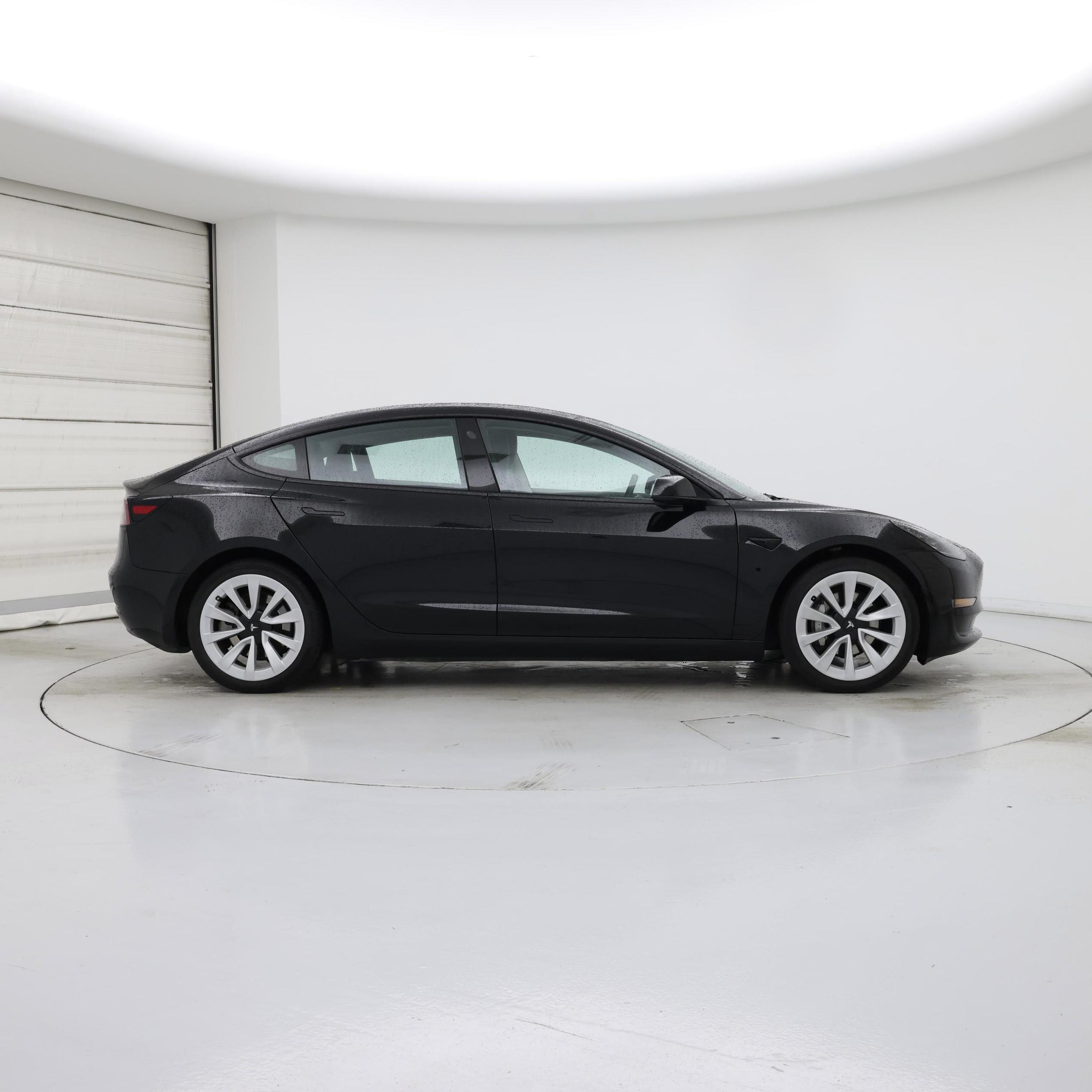 Thumbnail: 2022 Tesla Model 3 - 7