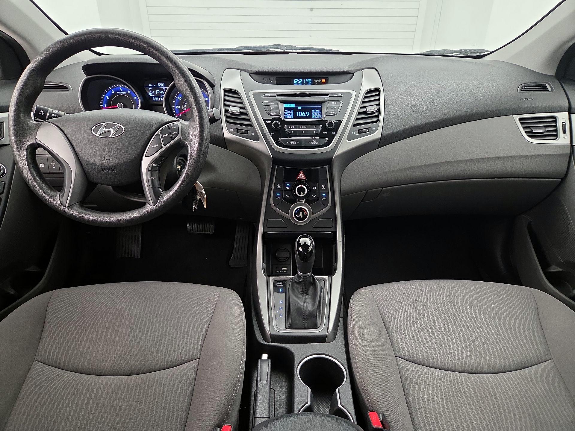 Thumbnail: 2016 Hyundai Elantra - 9
