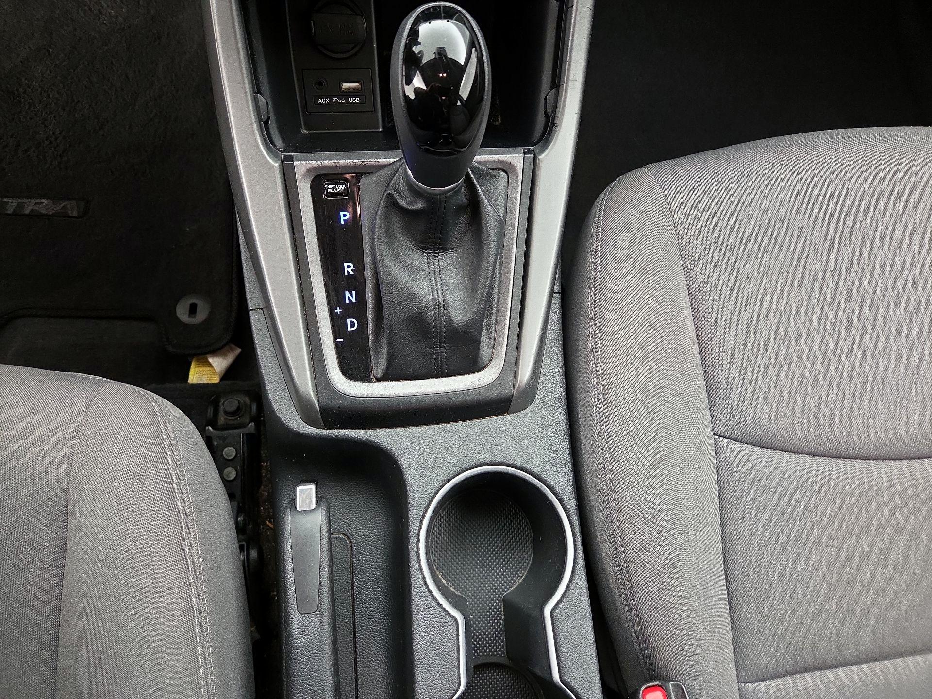 Thumbnail: 2016 Hyundai Elantra - 16