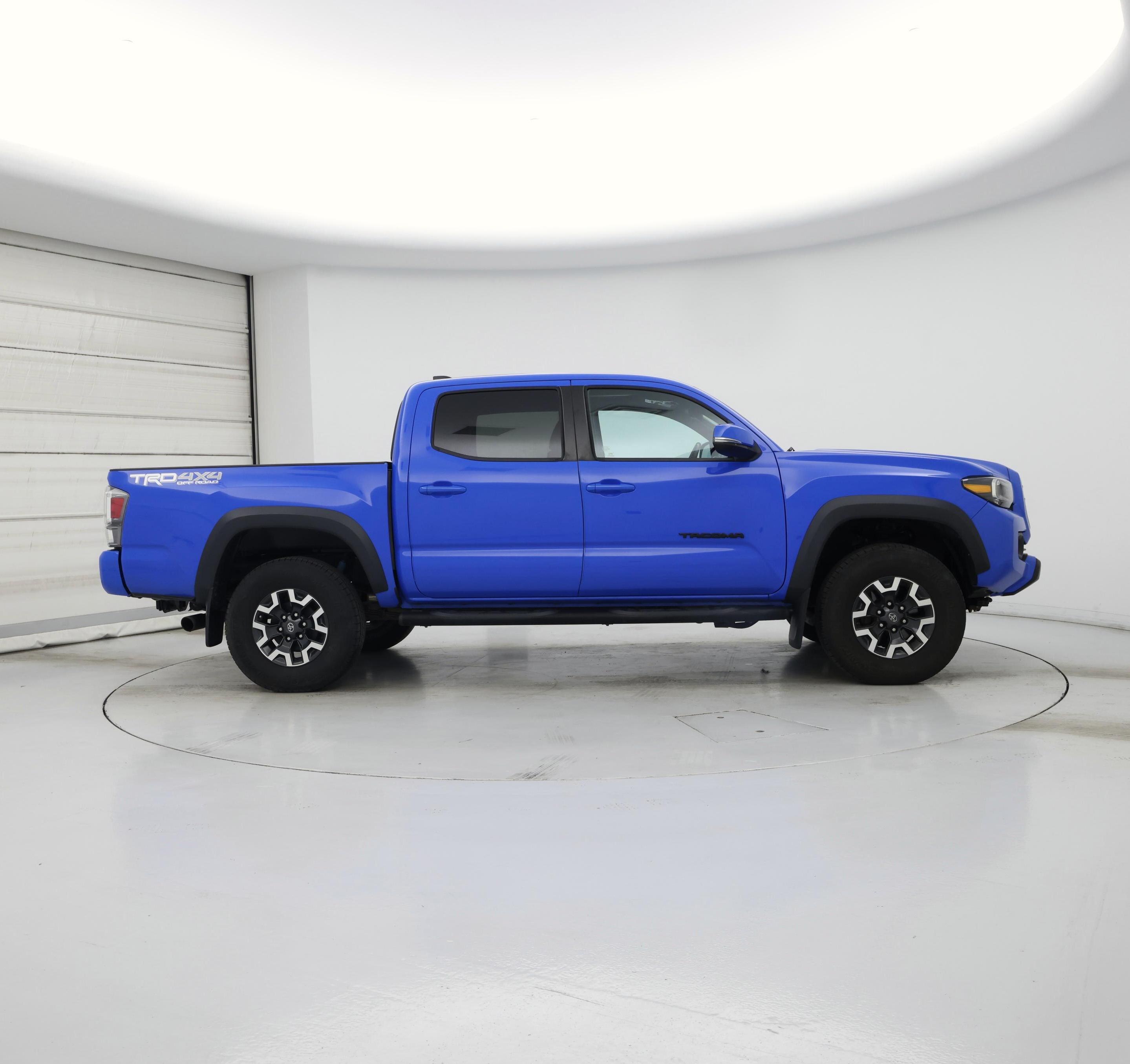 Thumbnail: 2021 Toyota Tacoma - 7