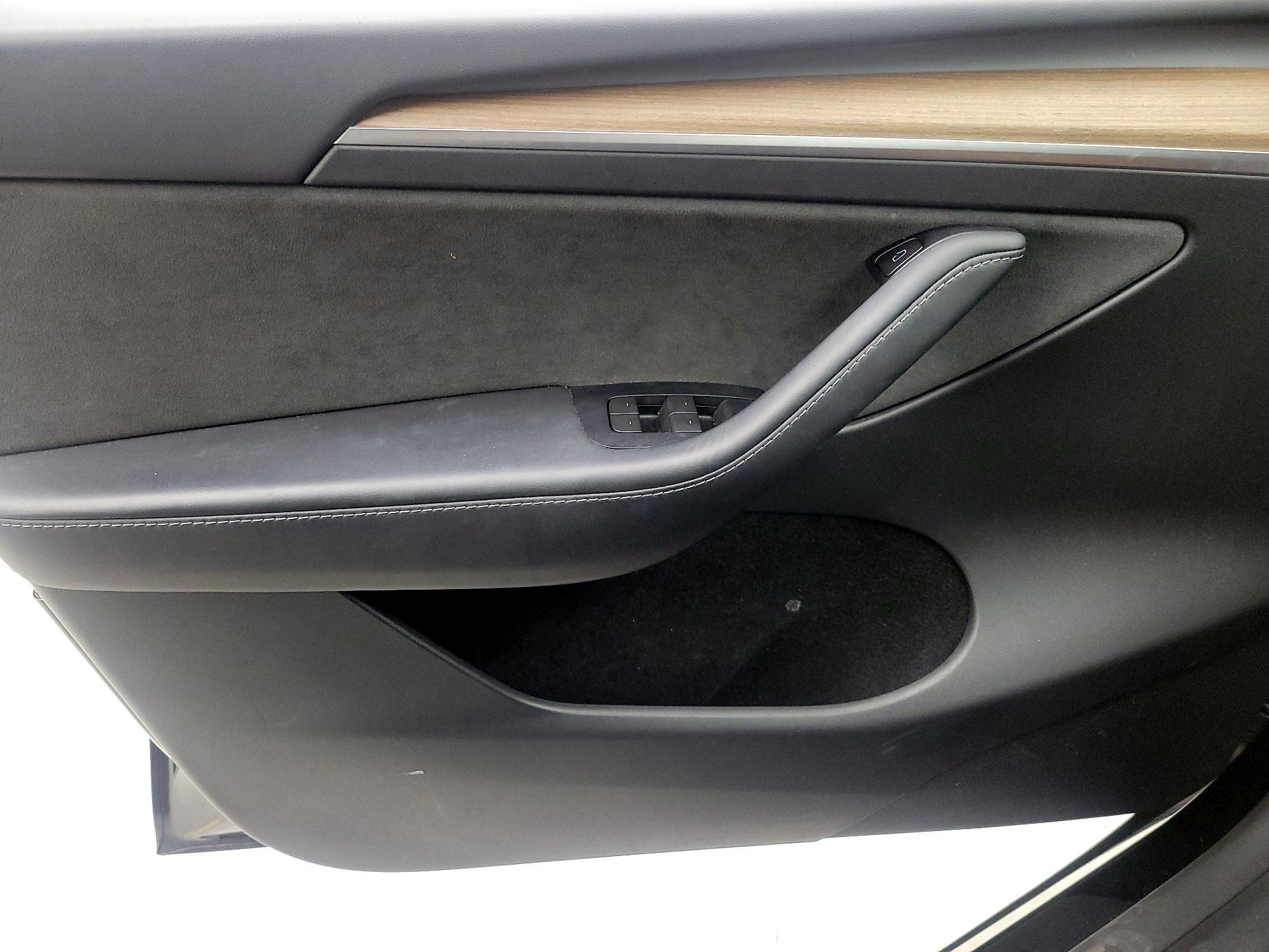Thumbnail: 2024 Tesla Model Y - 12