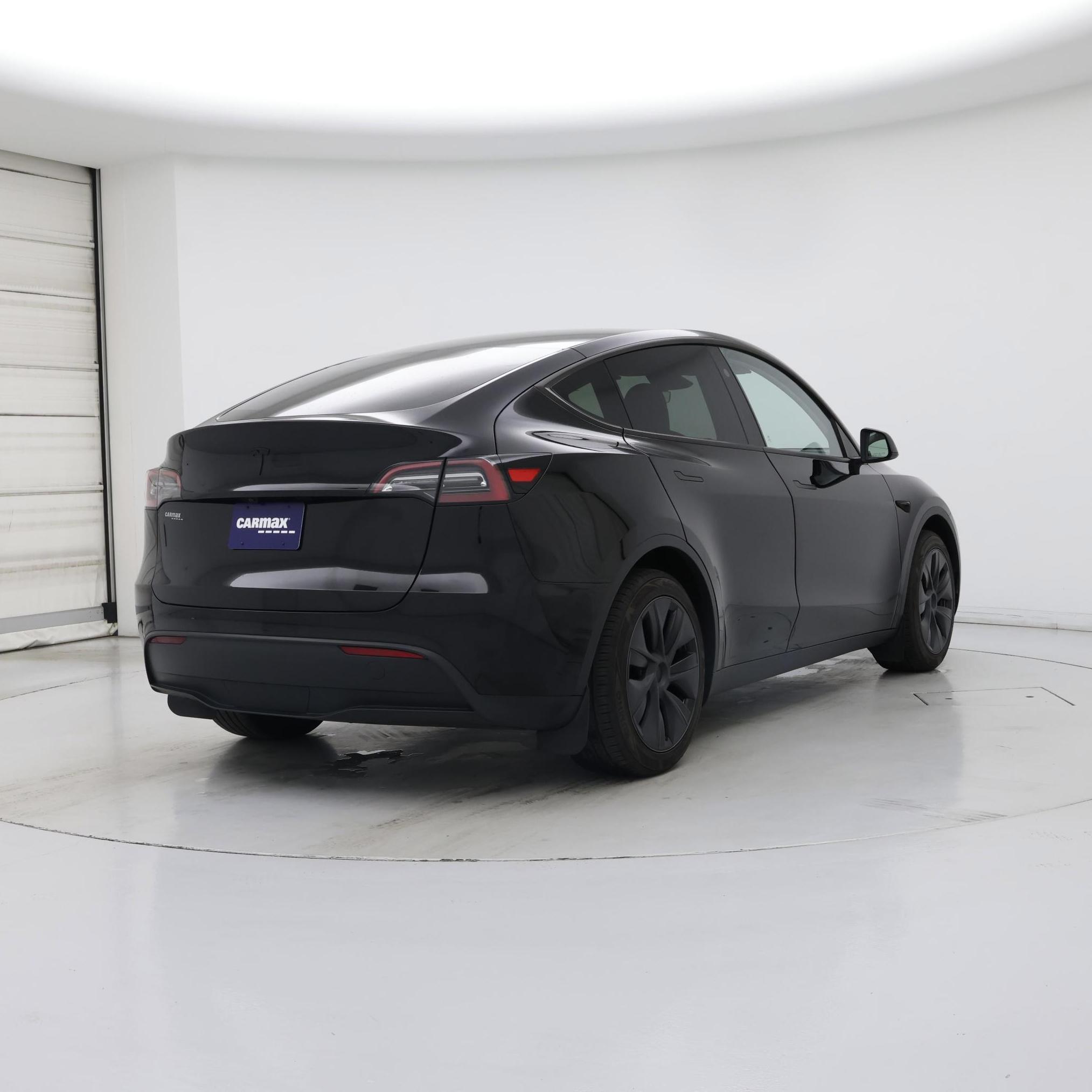Thumbnail: 2024 Tesla Model Y - 8